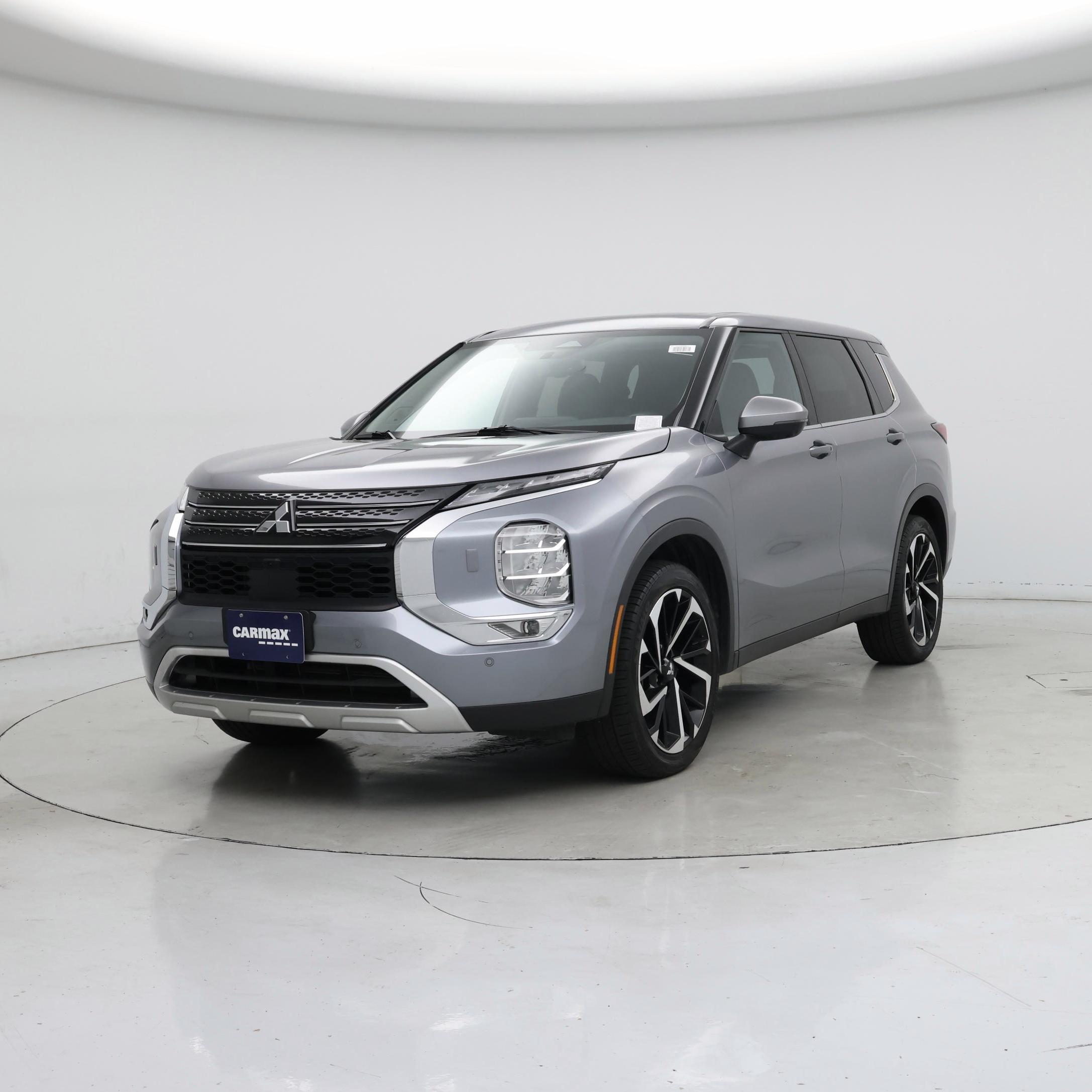 Thumbnail: 2024 Mitsubishi Outlander - 4