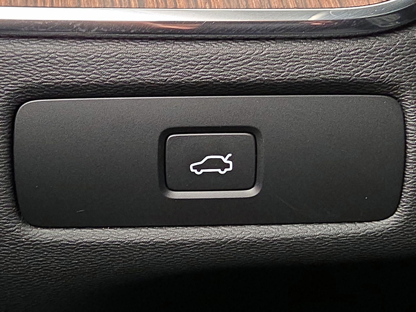 2023 Volvo XC60 Plus - Photo 14