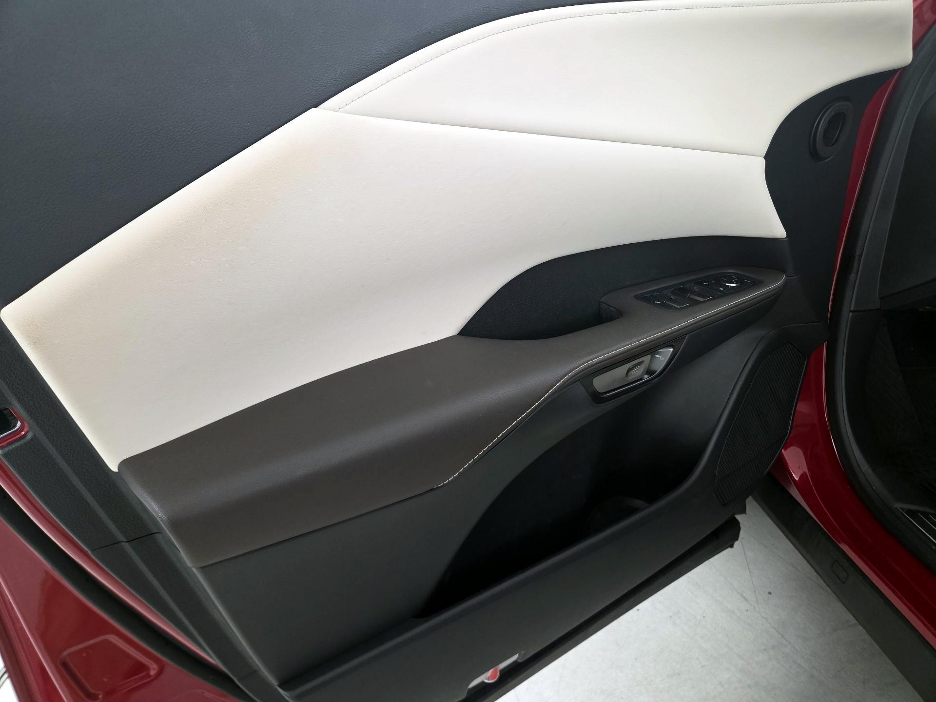 Thumbnail: 2023 Lexus RX - 12