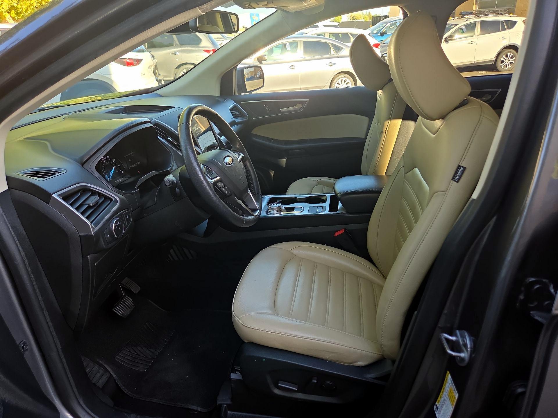 Thumbnail: 2022 Ford Edge - 9