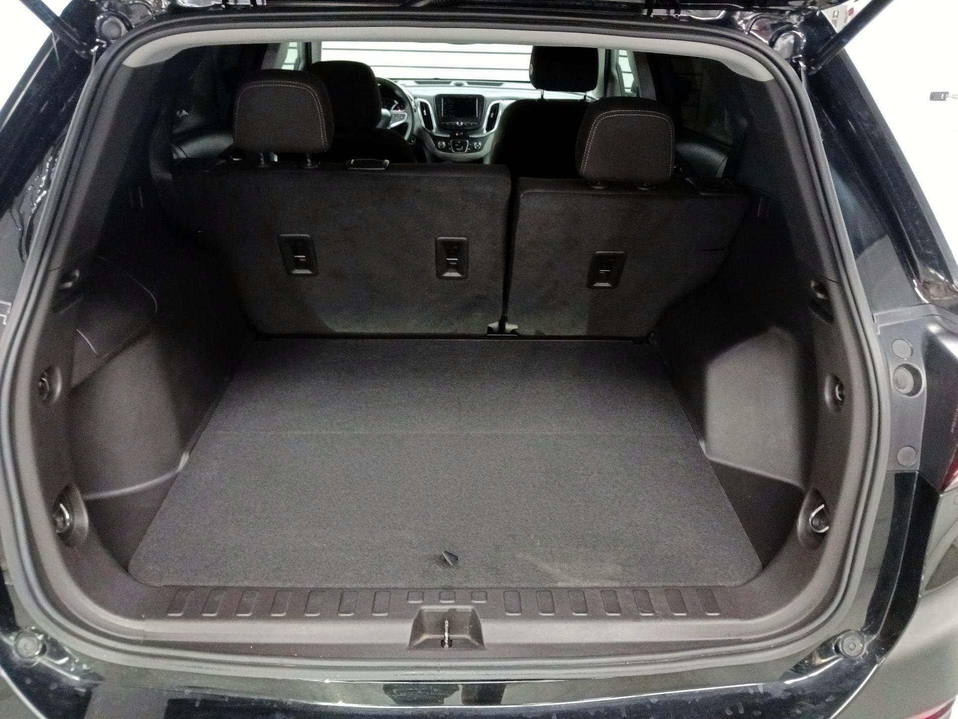 Thumbnail: 2024 Chevrolet Equinox - 16