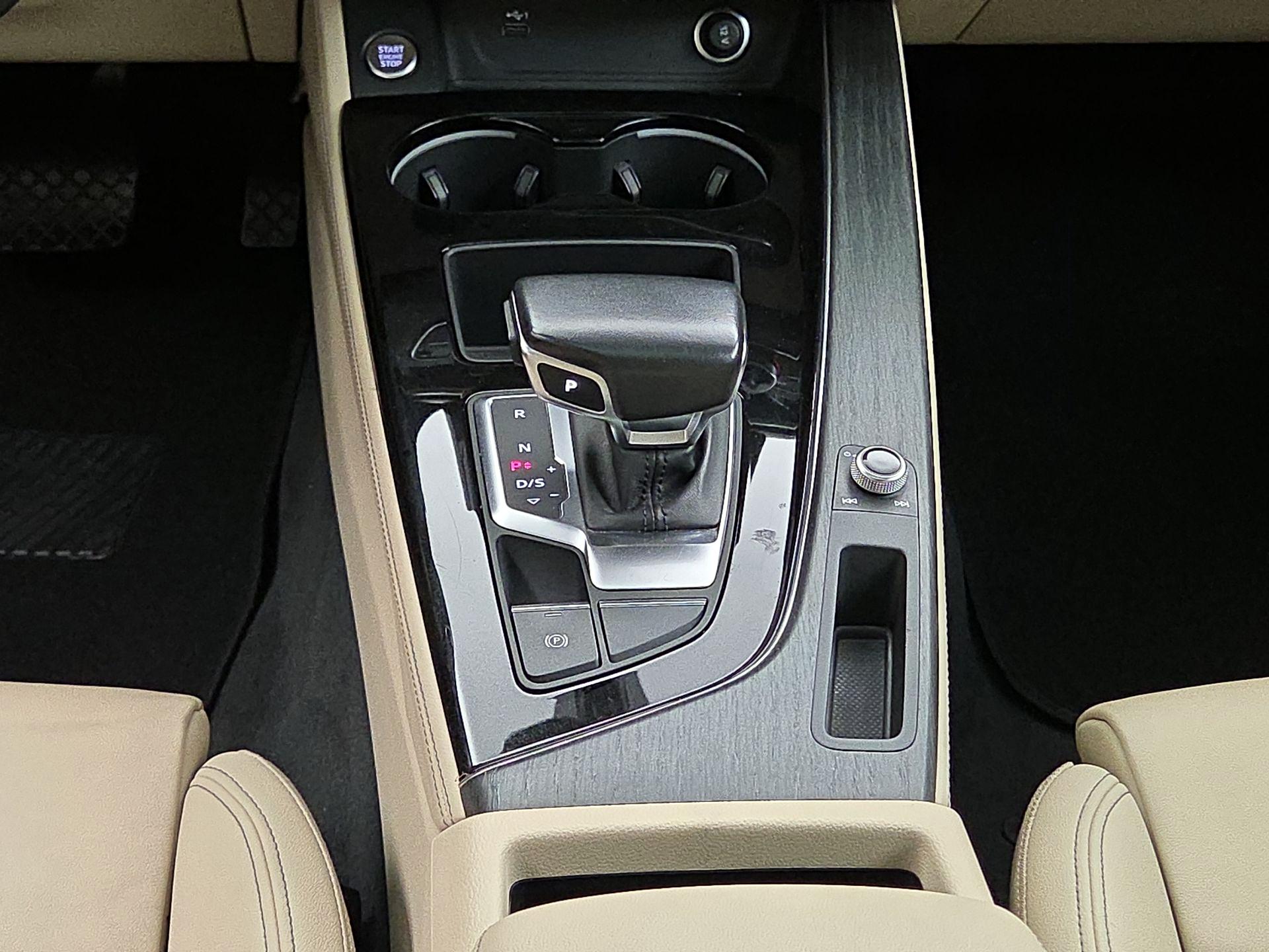 Thumbnail: 2024 Audi A4 - 17