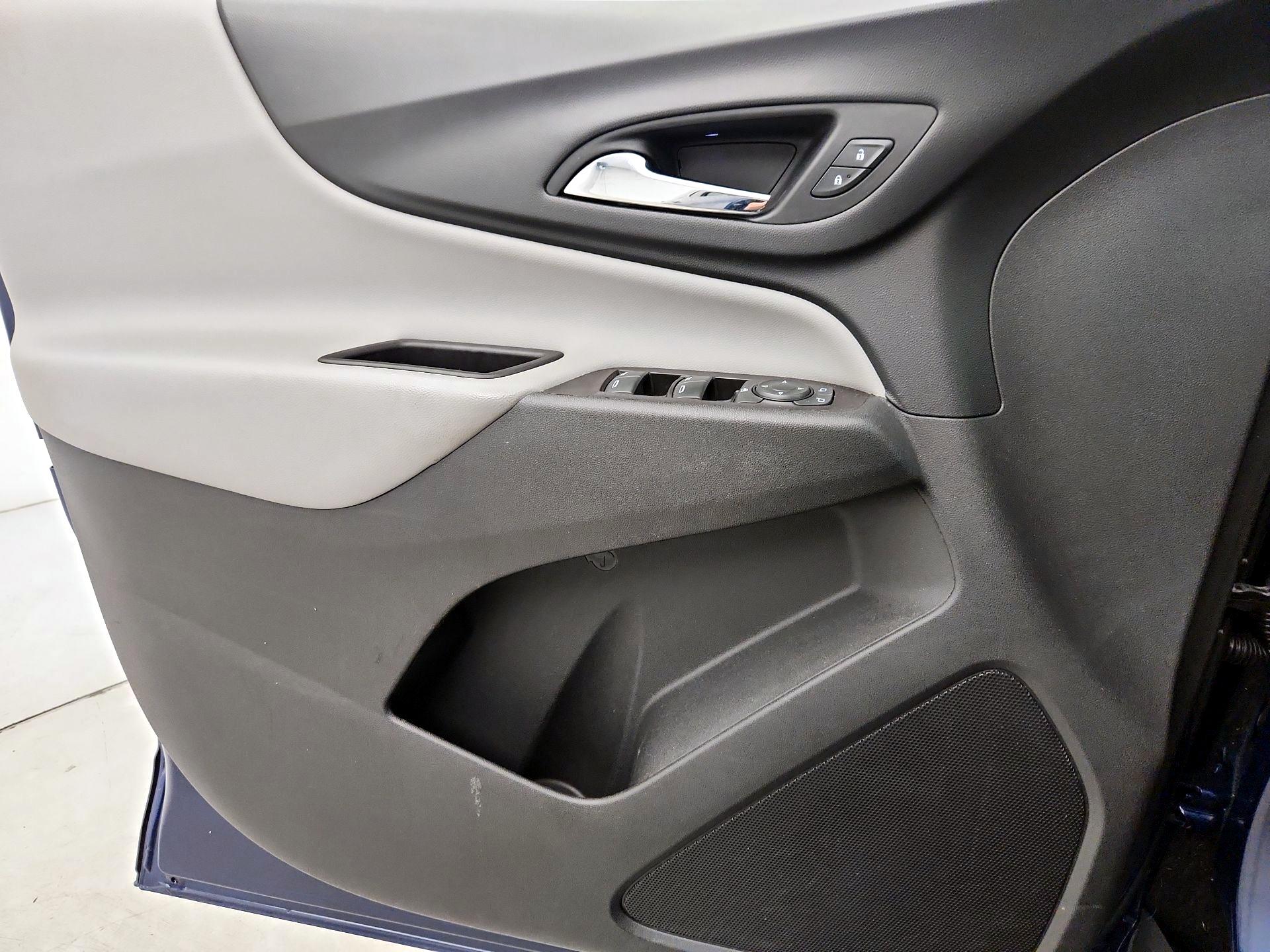 Thumbnail: 2022 Chevrolet Equinox - 12