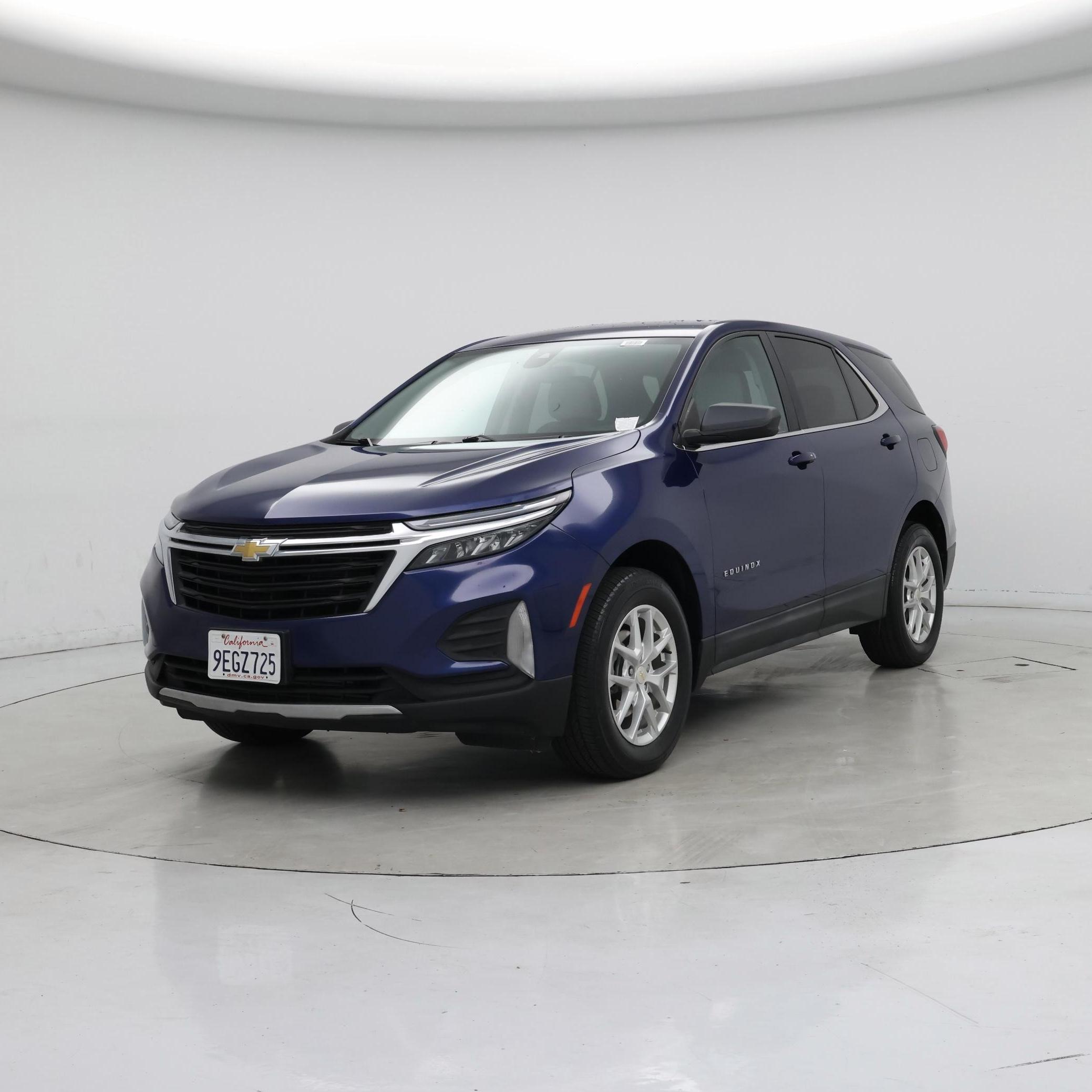 Thumbnail: 2022 Chevrolet Equinox - 4