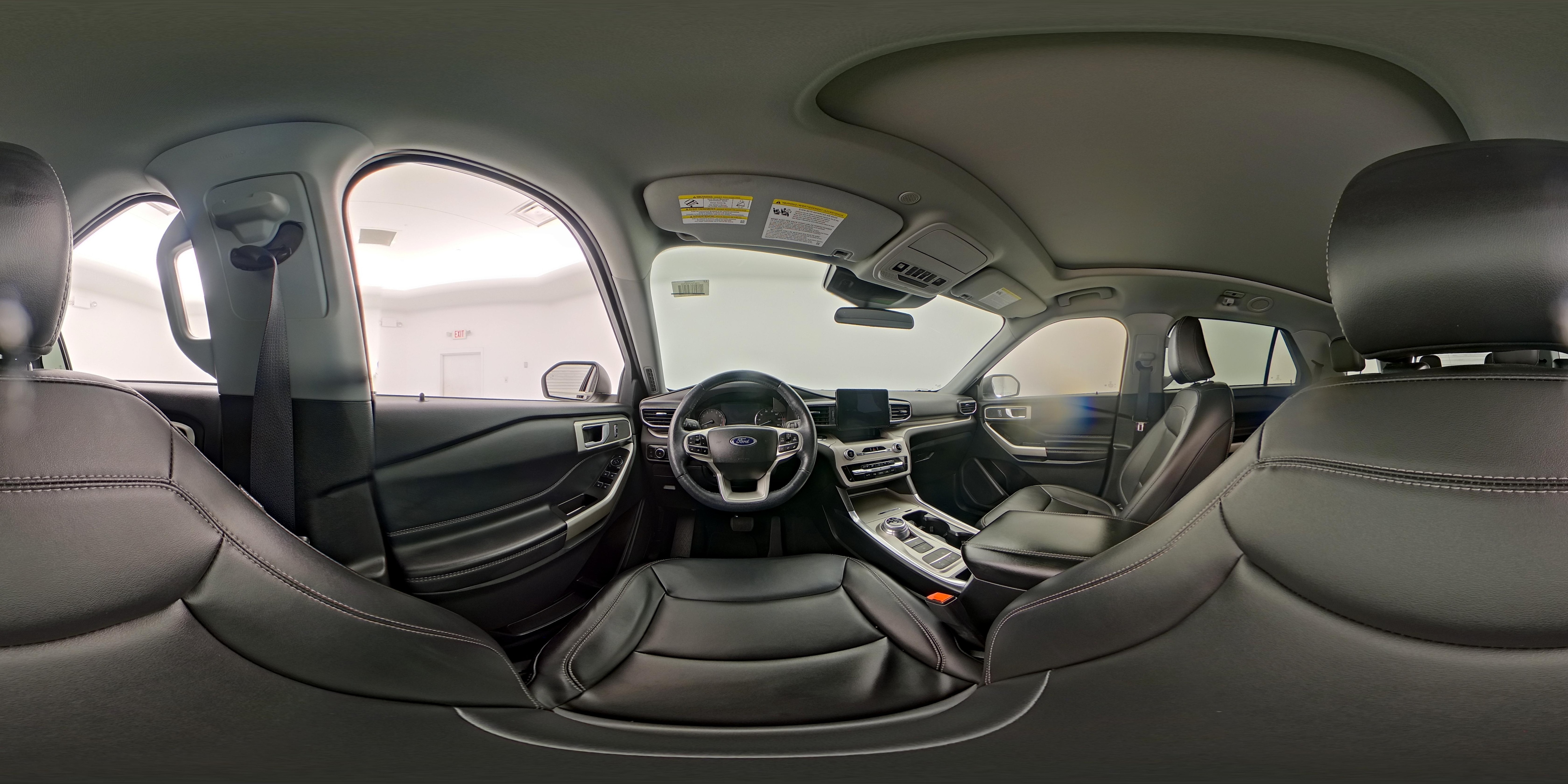 2023 Ford Explorer XLT - Photo 28