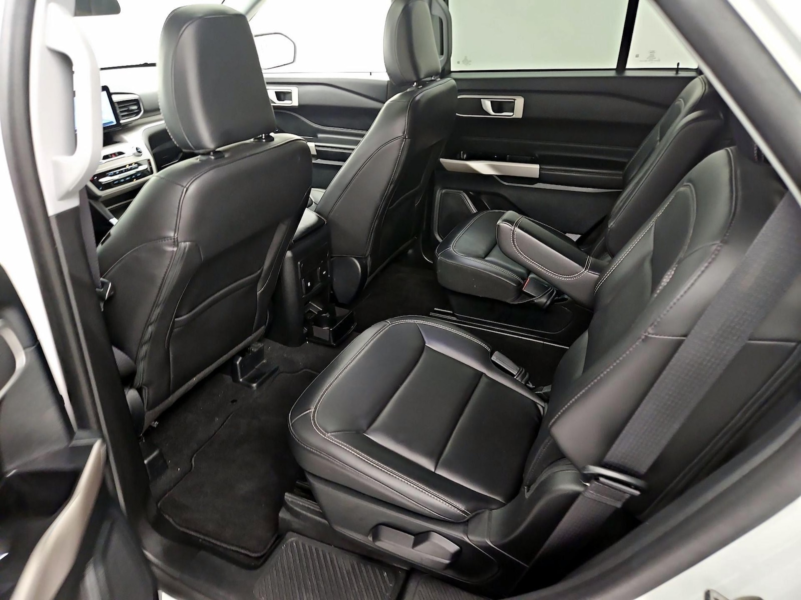 2023 Ford Explorer XLT - Photo 21