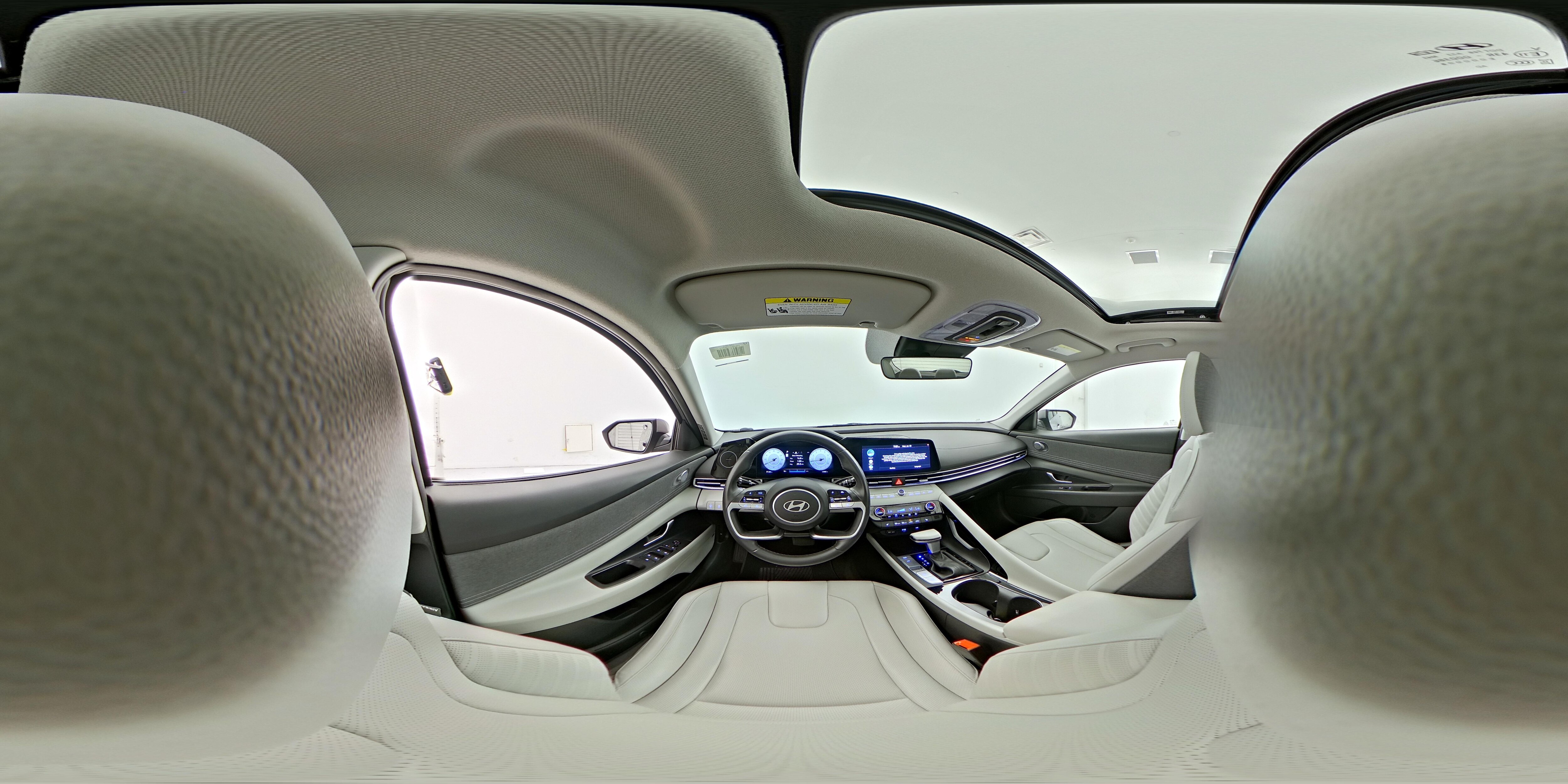 2025 Hyundai Elantra Limited - Photo 28