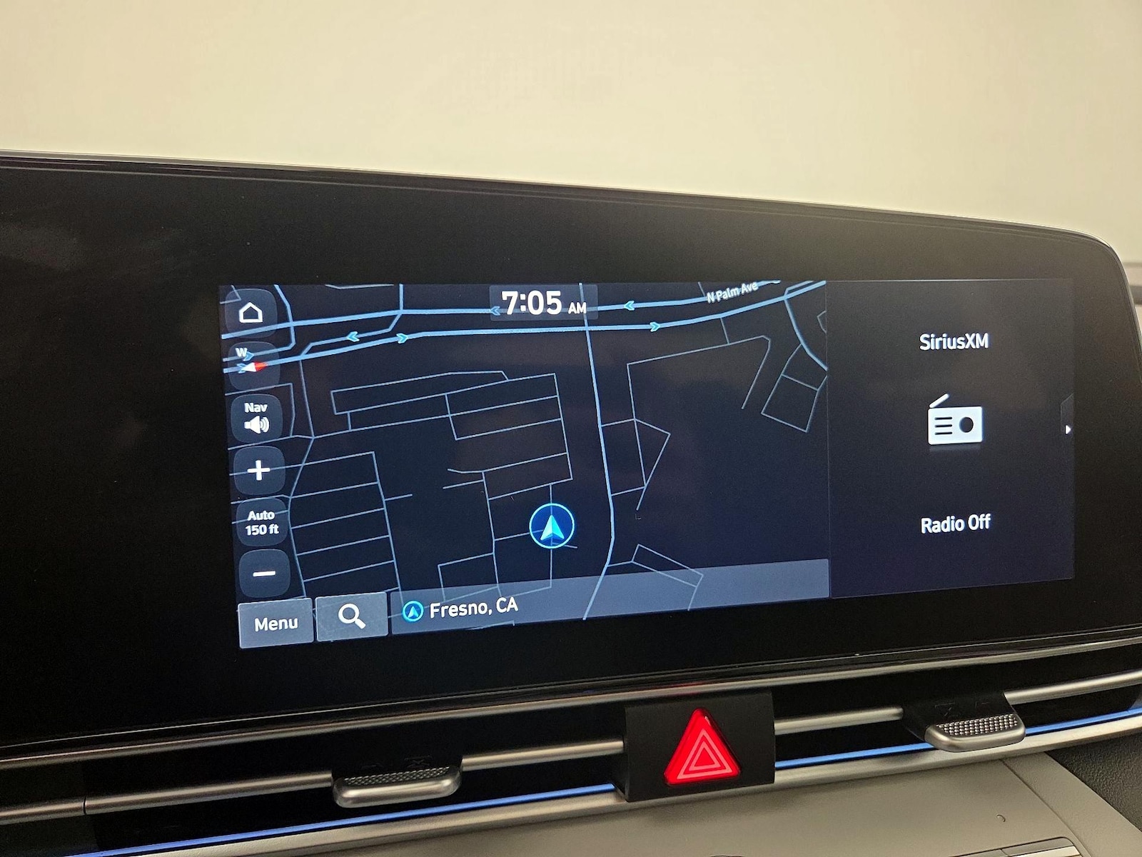 2025 Hyundai Elantra Limited - Photo 15