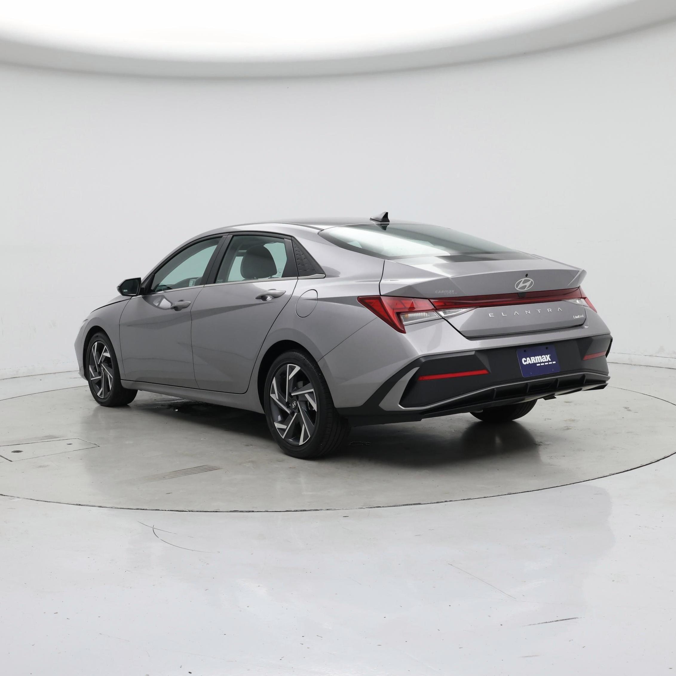 Thumbnail: 2025 Hyundai Elantra - 2