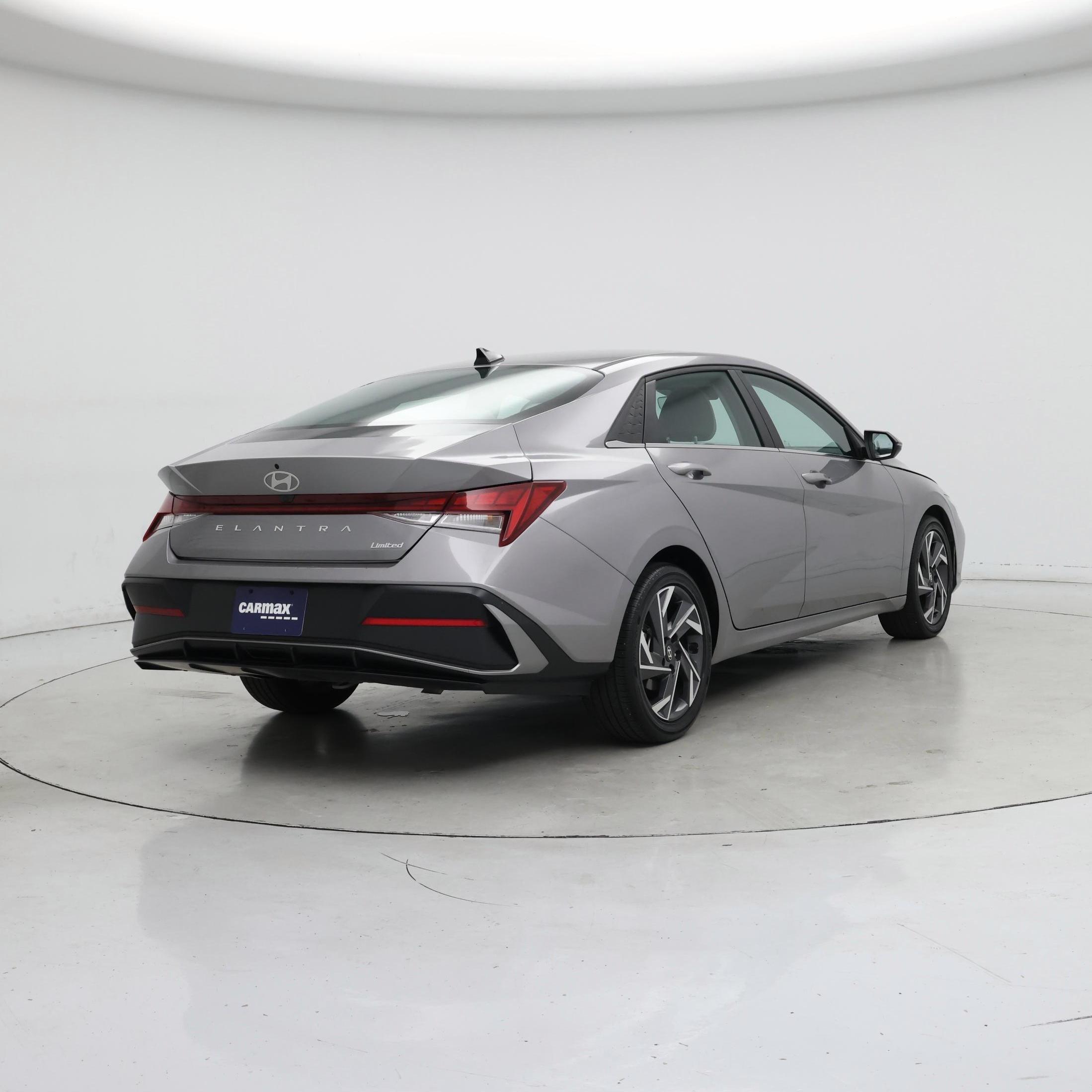 Thumbnail: 2025 Hyundai Elantra - 8