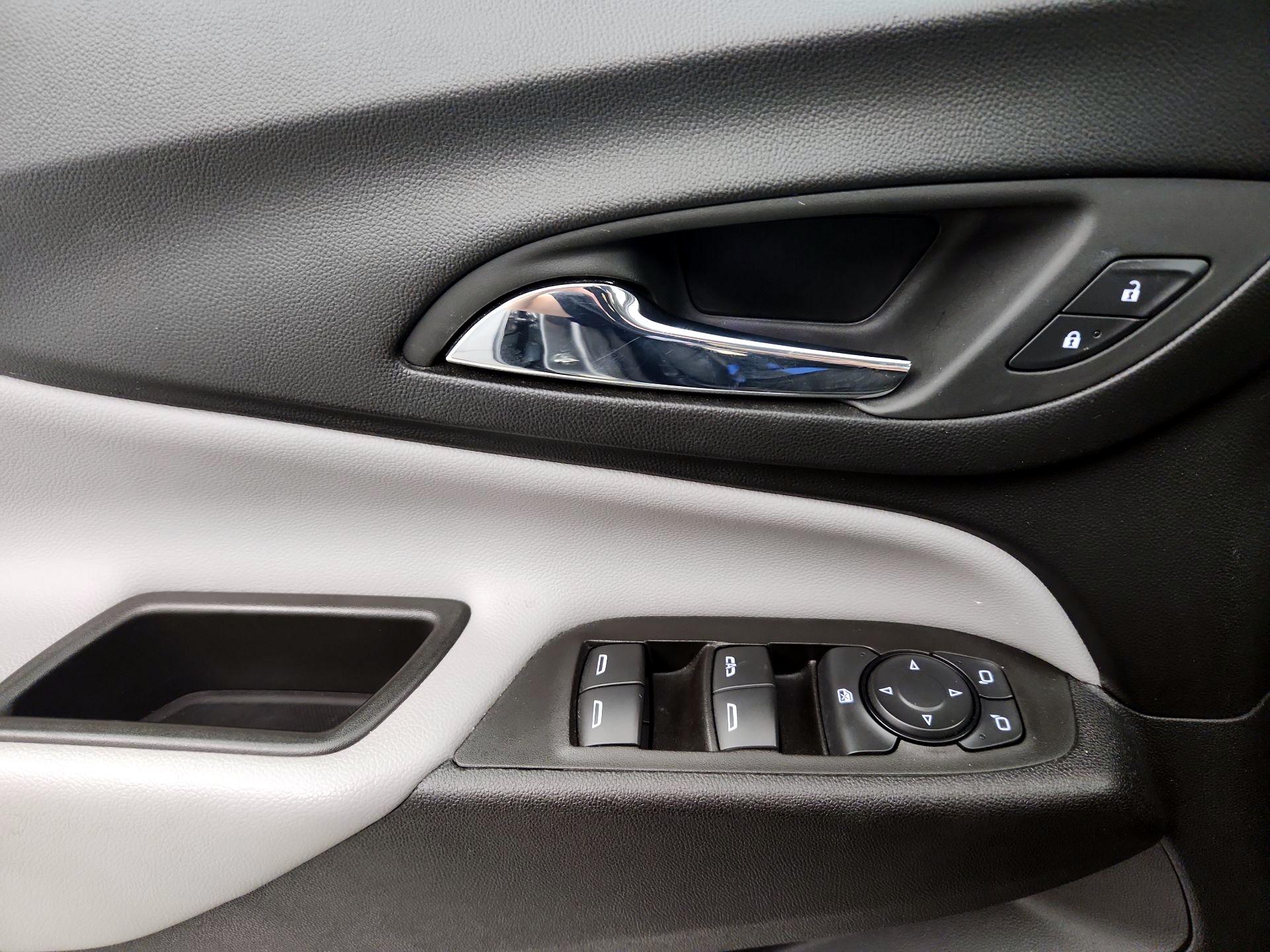 Thumbnail: 2024 Chevrolet Equinox - 12