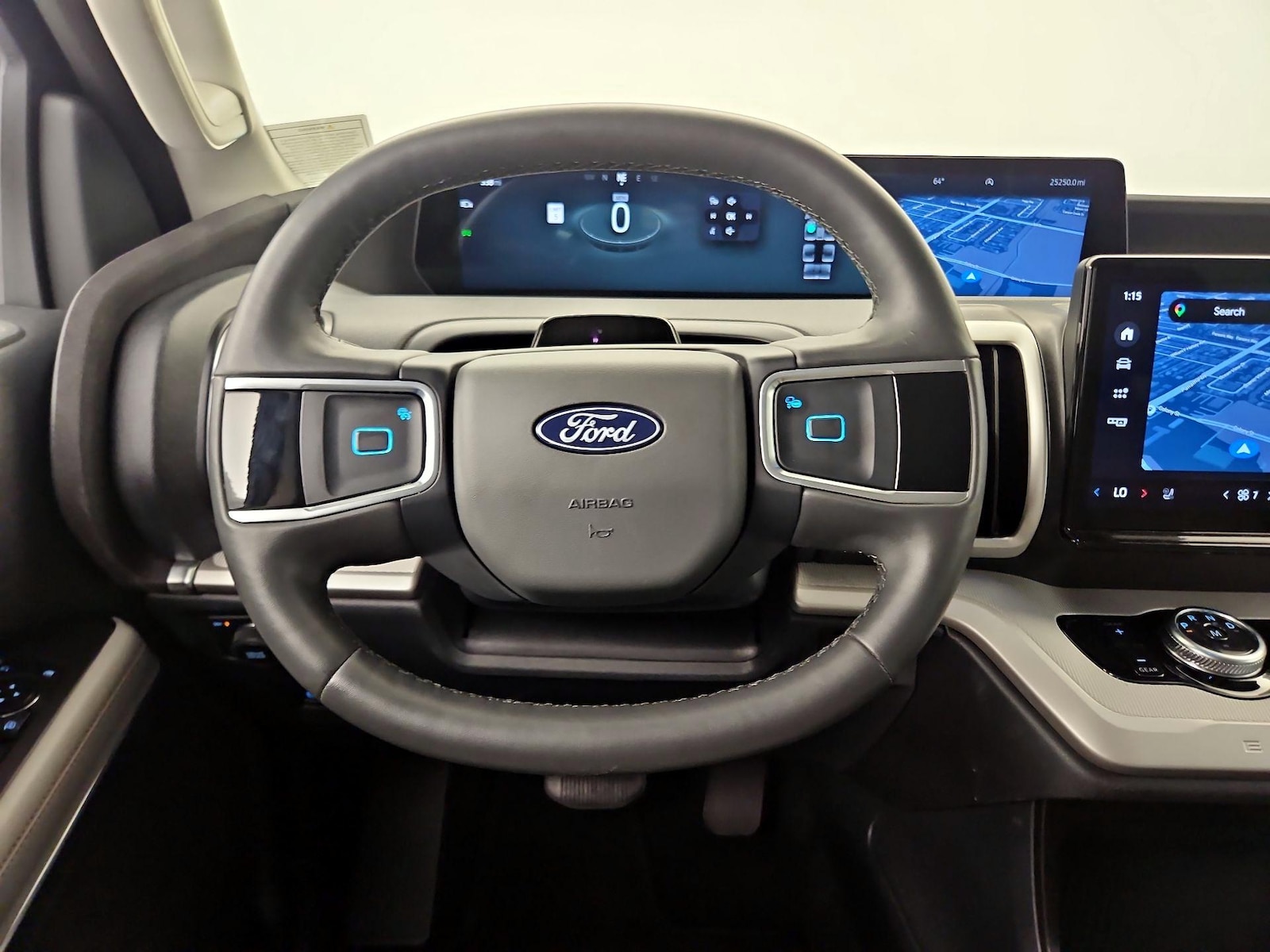 2025 Ford Expedition Active - Photo 11