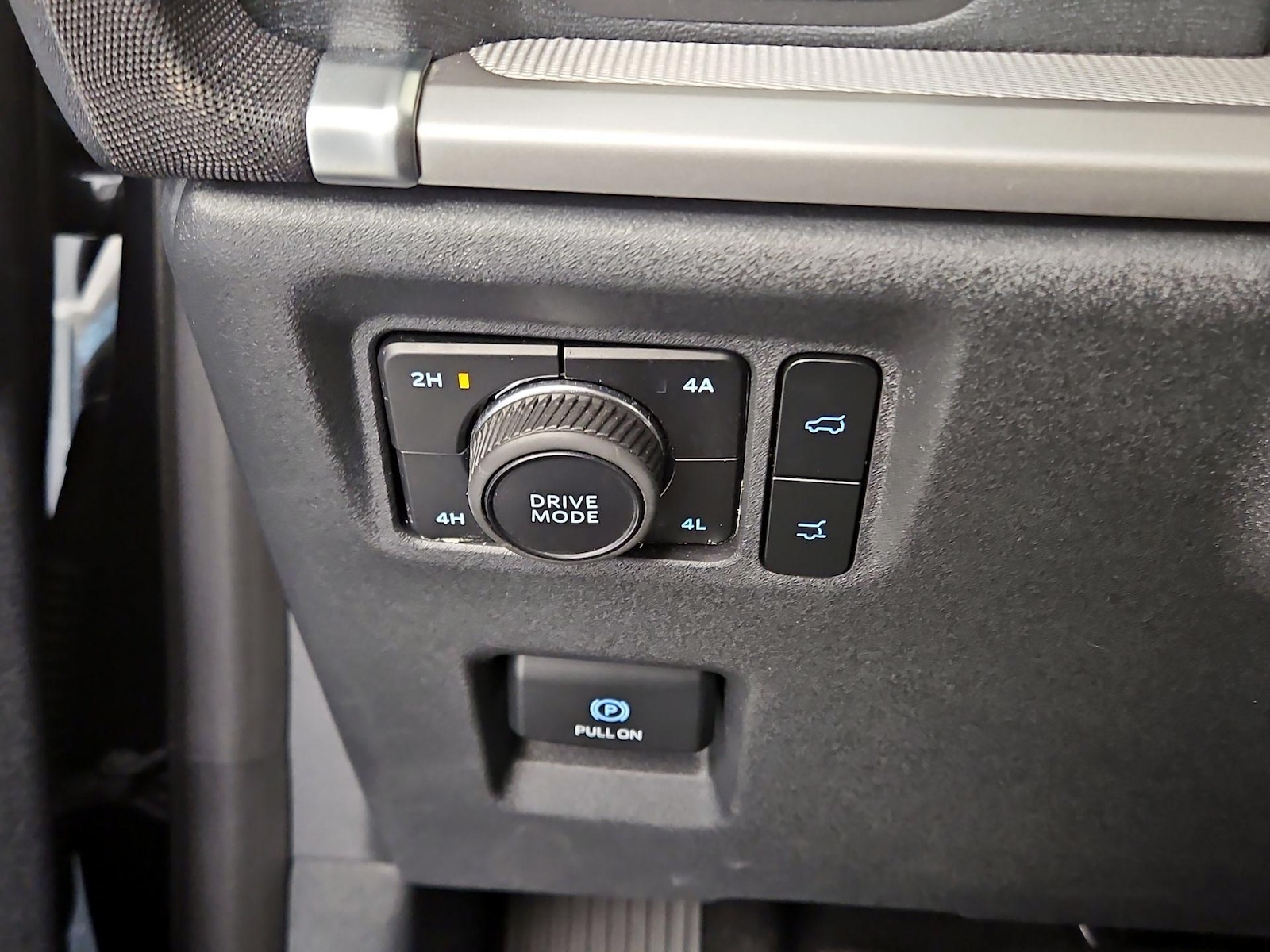 2025 Ford Expedition Active - Photo 14