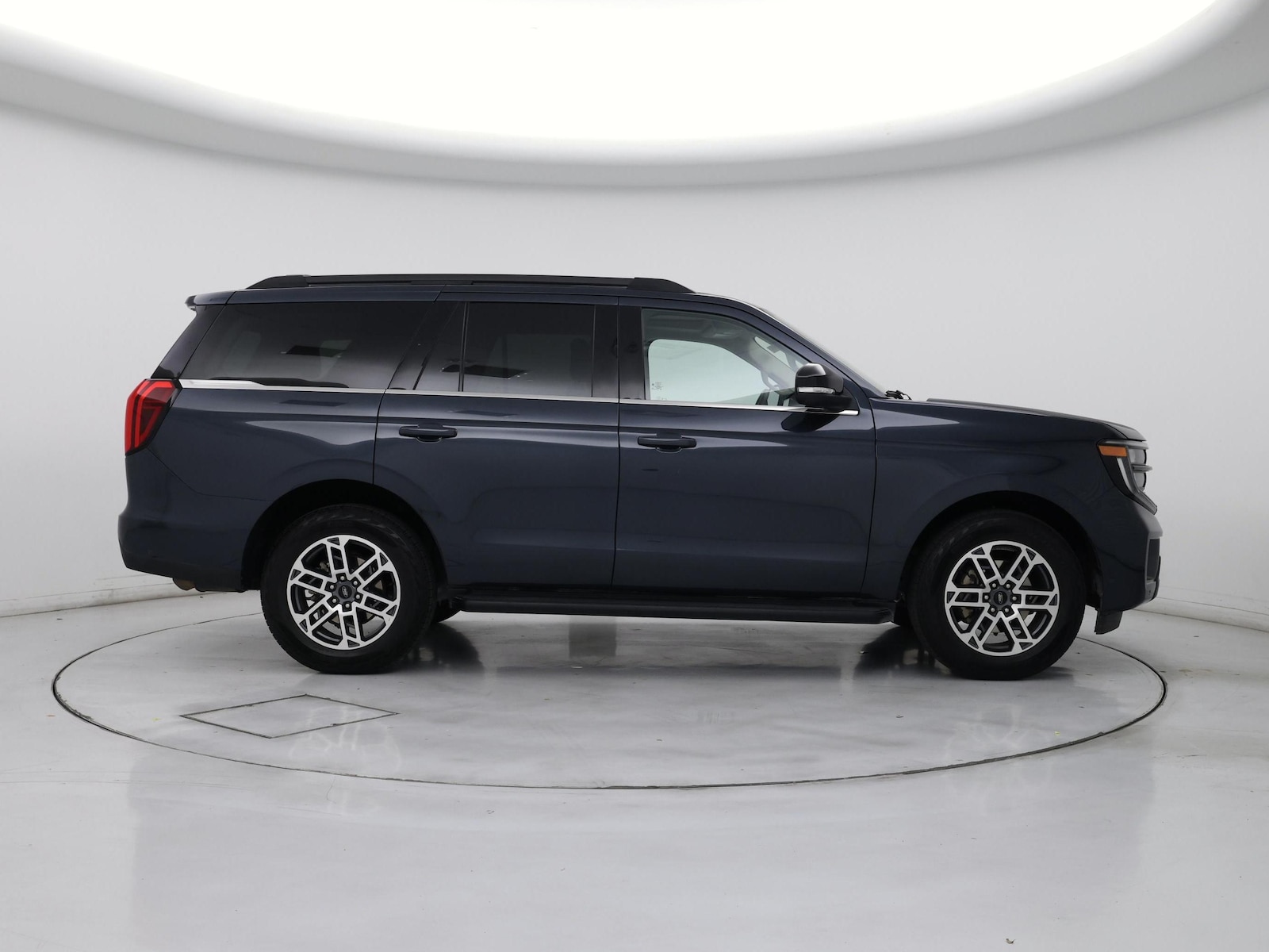 2025 Ford Expedition Active - Photo 8