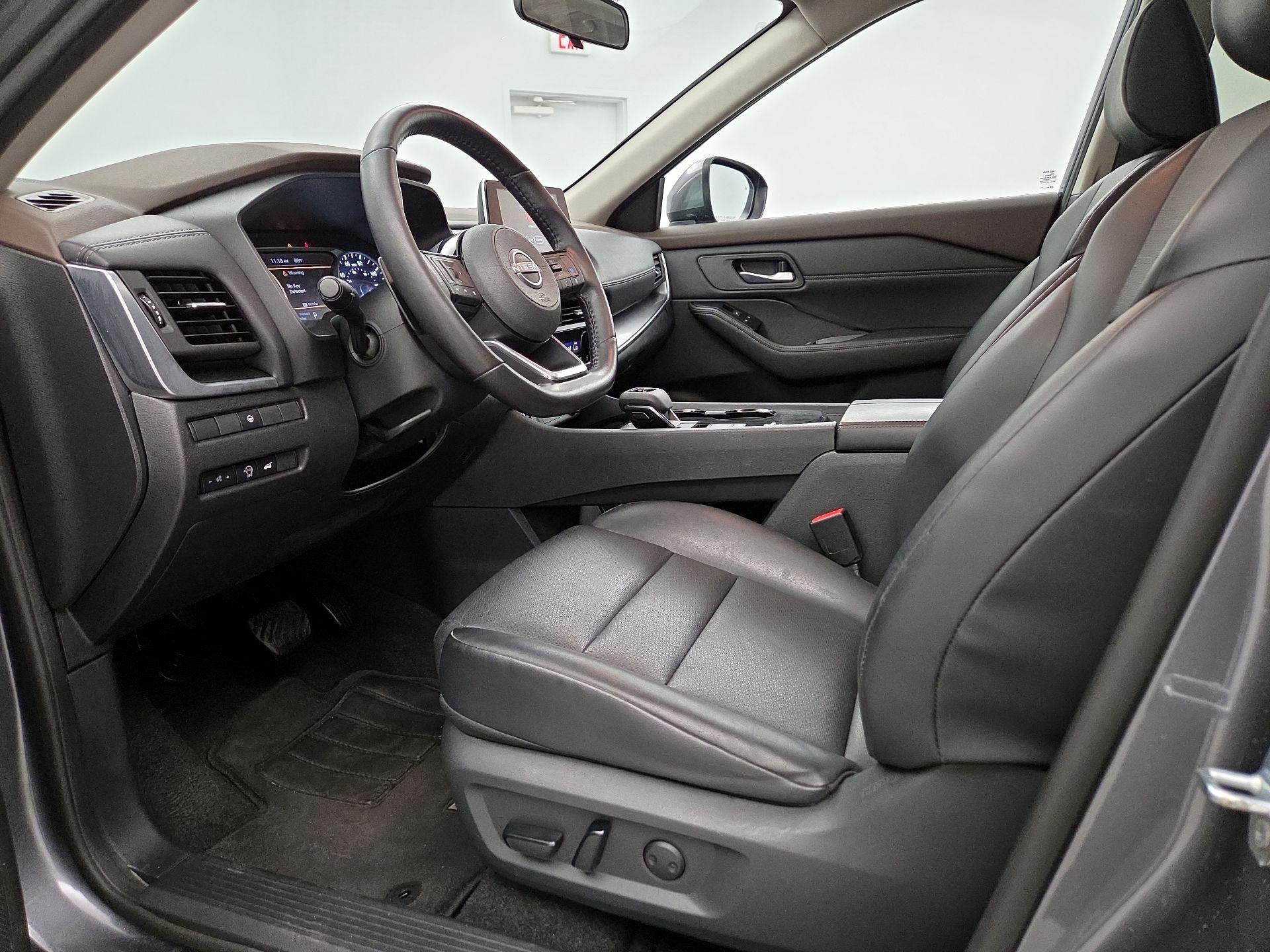 Thumbnail: 2023 Nissan Rogue - 11