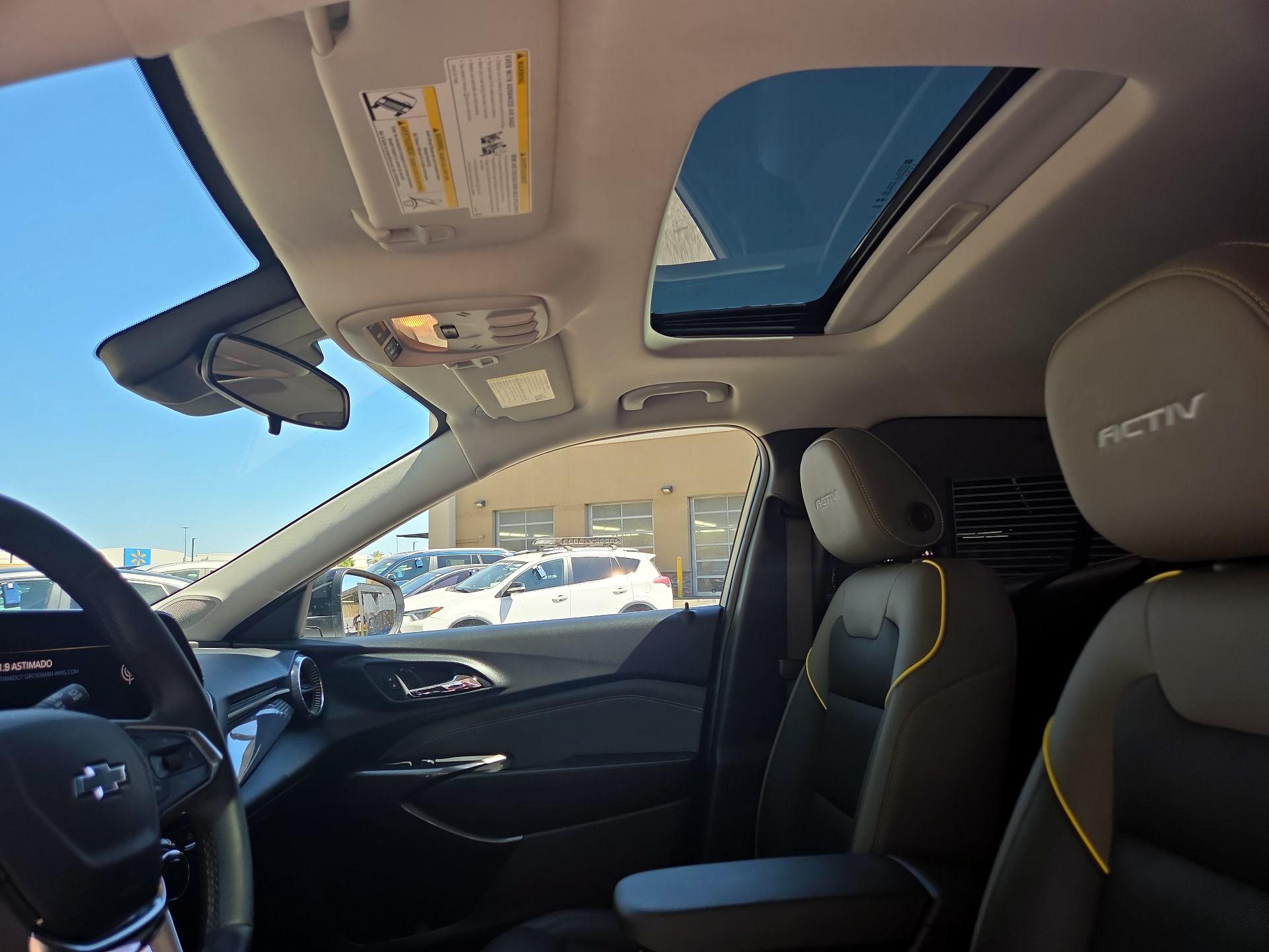 Thumbnail: 2024 Chevrolet Trax - 17