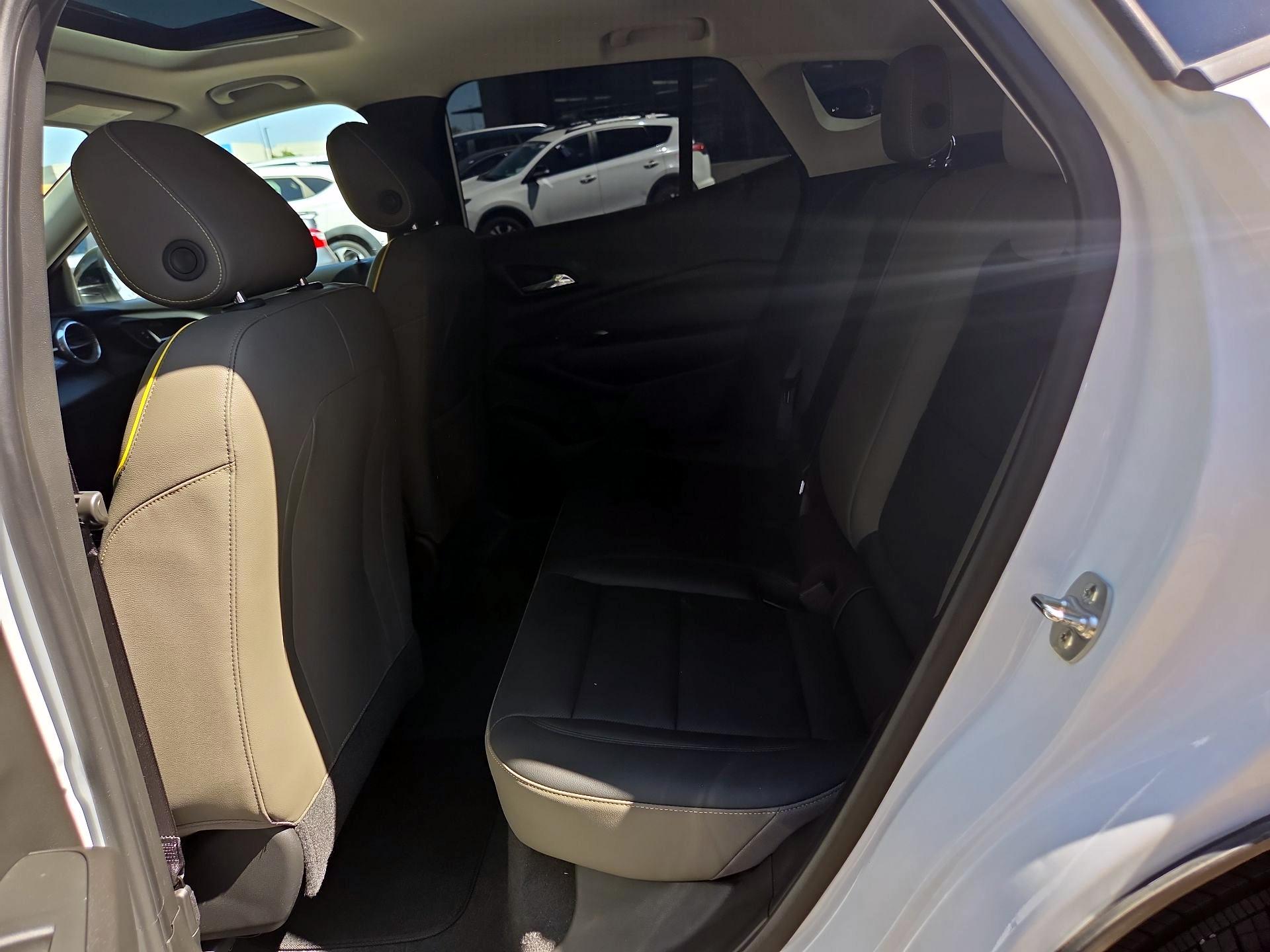 Thumbnail: 2024 Chevrolet Trax - 18