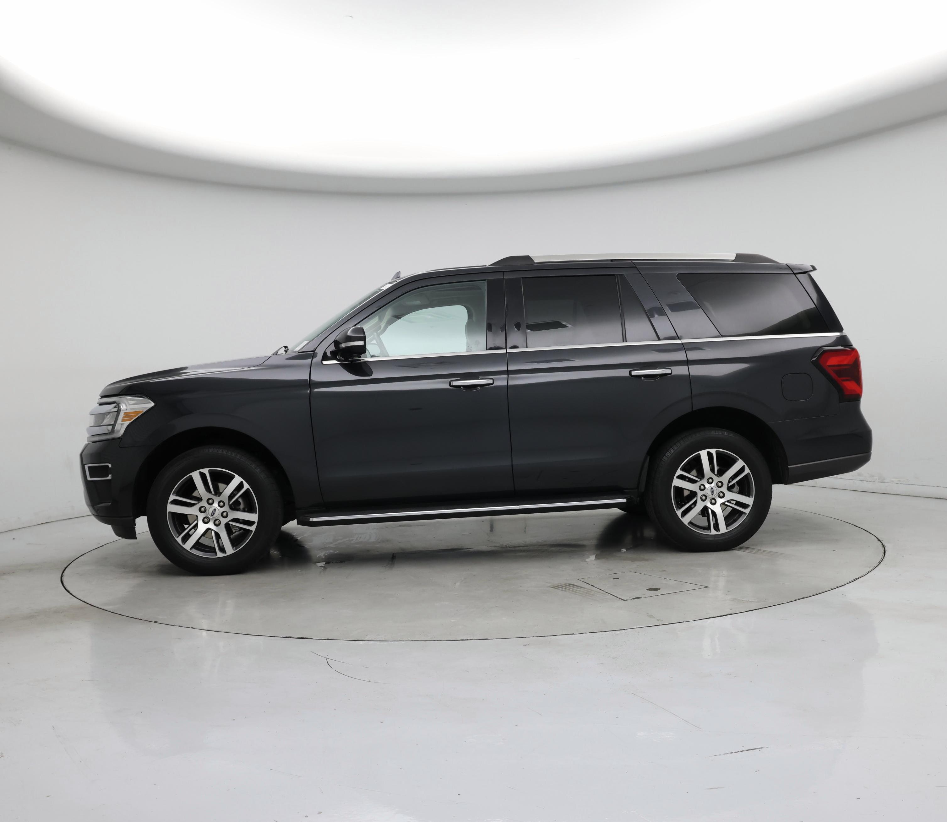 Thumbnail: 2023 Ford Expedition - 3