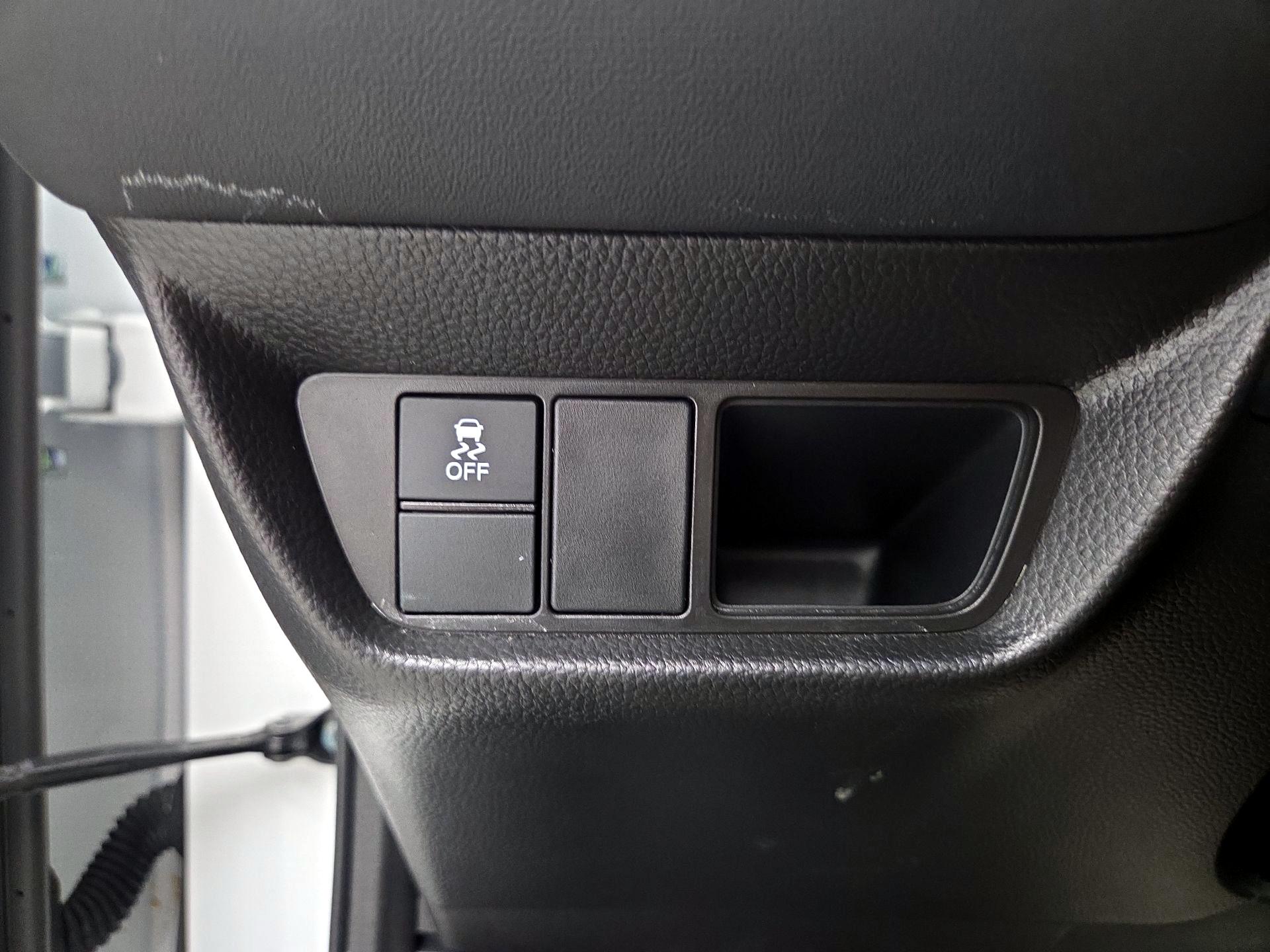 Thumbnail: 2025 Honda HR-V - 13