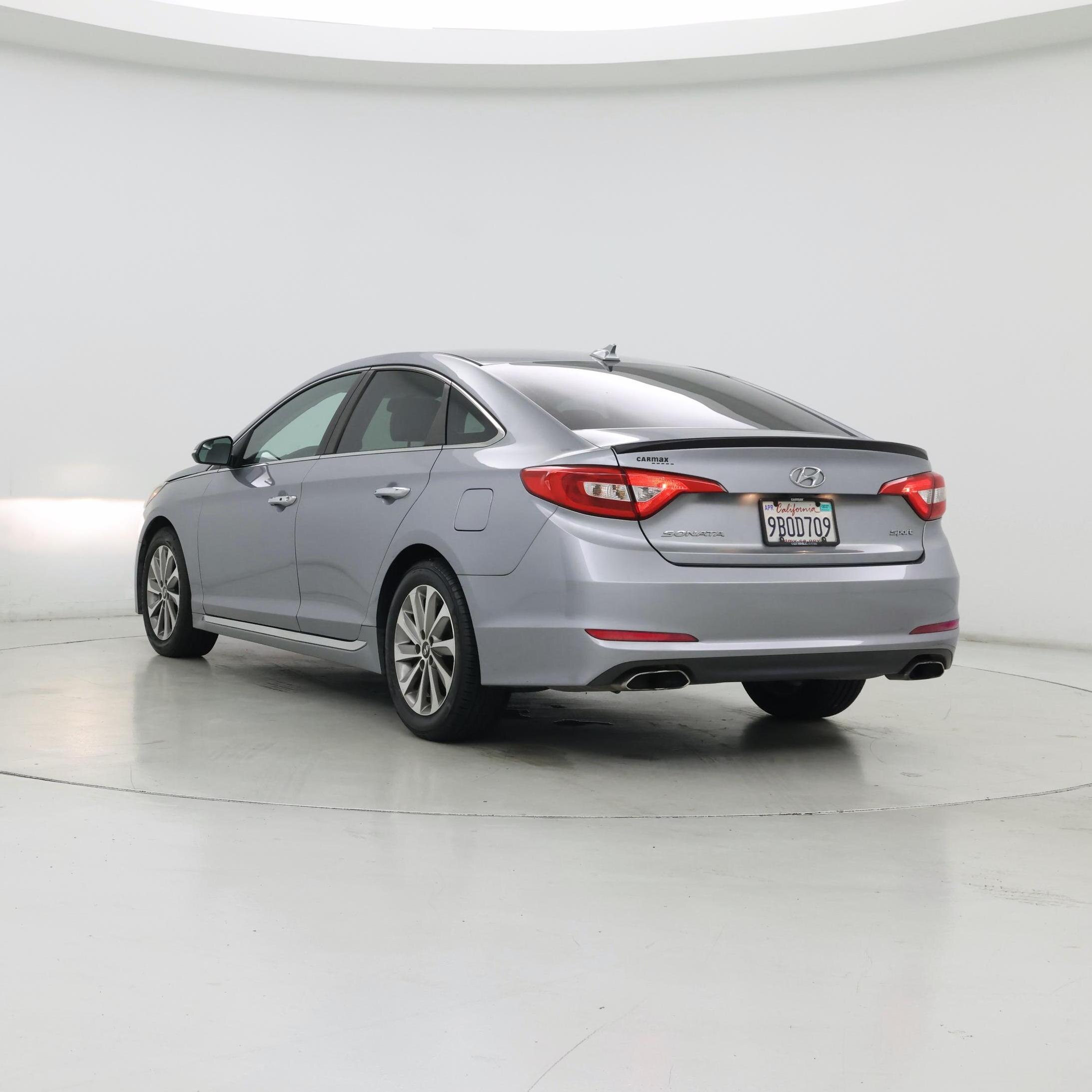 Thumbnail: 2017 Hyundai Sonata - 2
