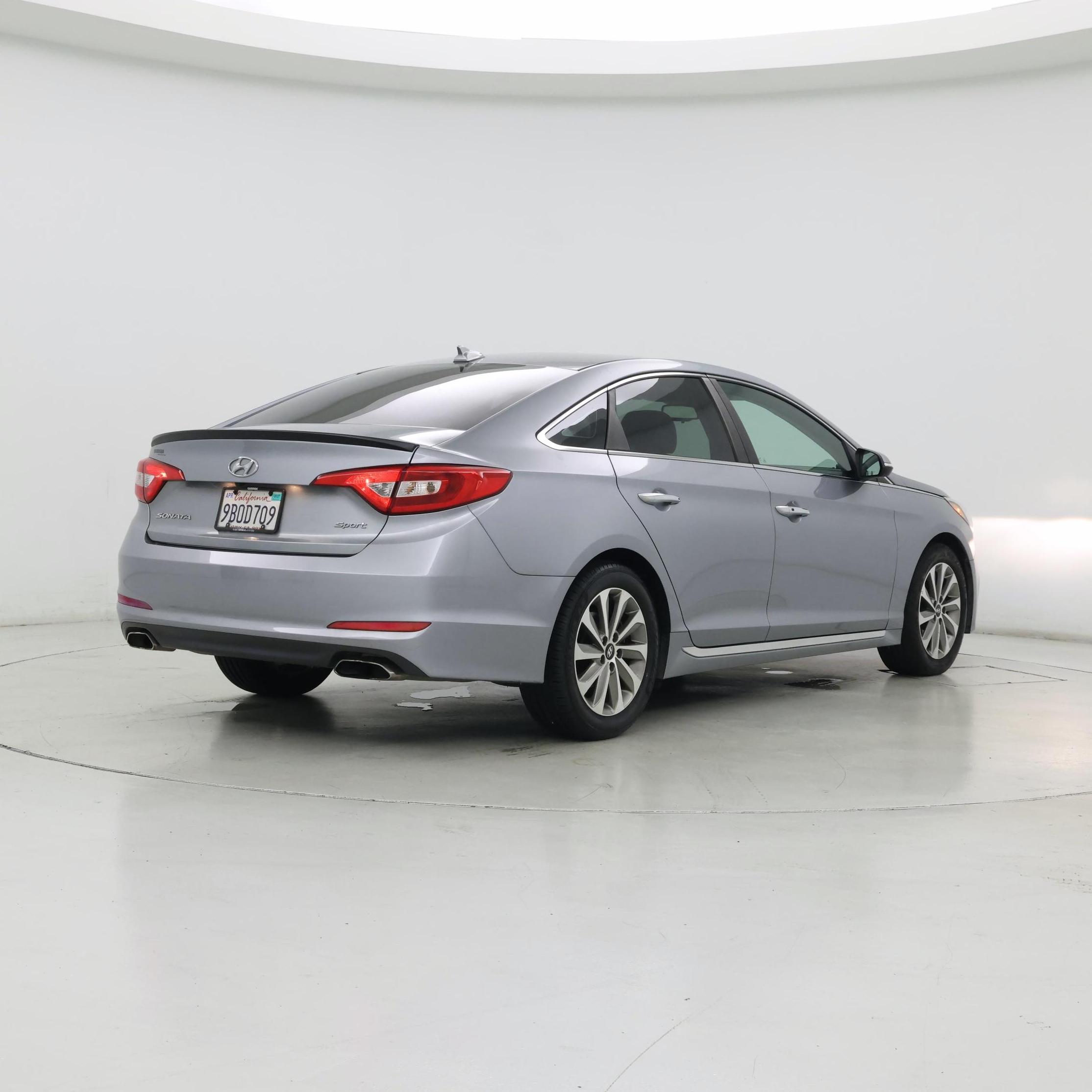 Thumbnail: 2017 Hyundai Sonata - 8