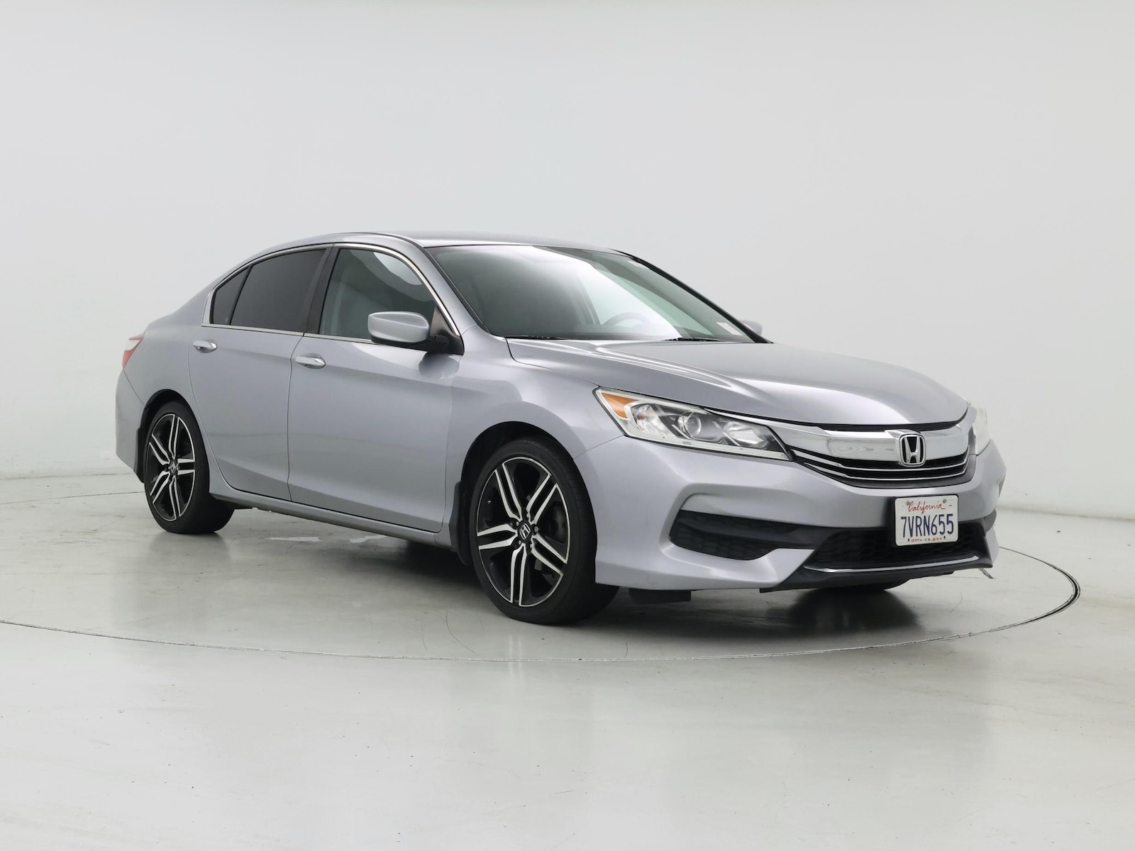 2017 Honda Accord LX - Photo 2