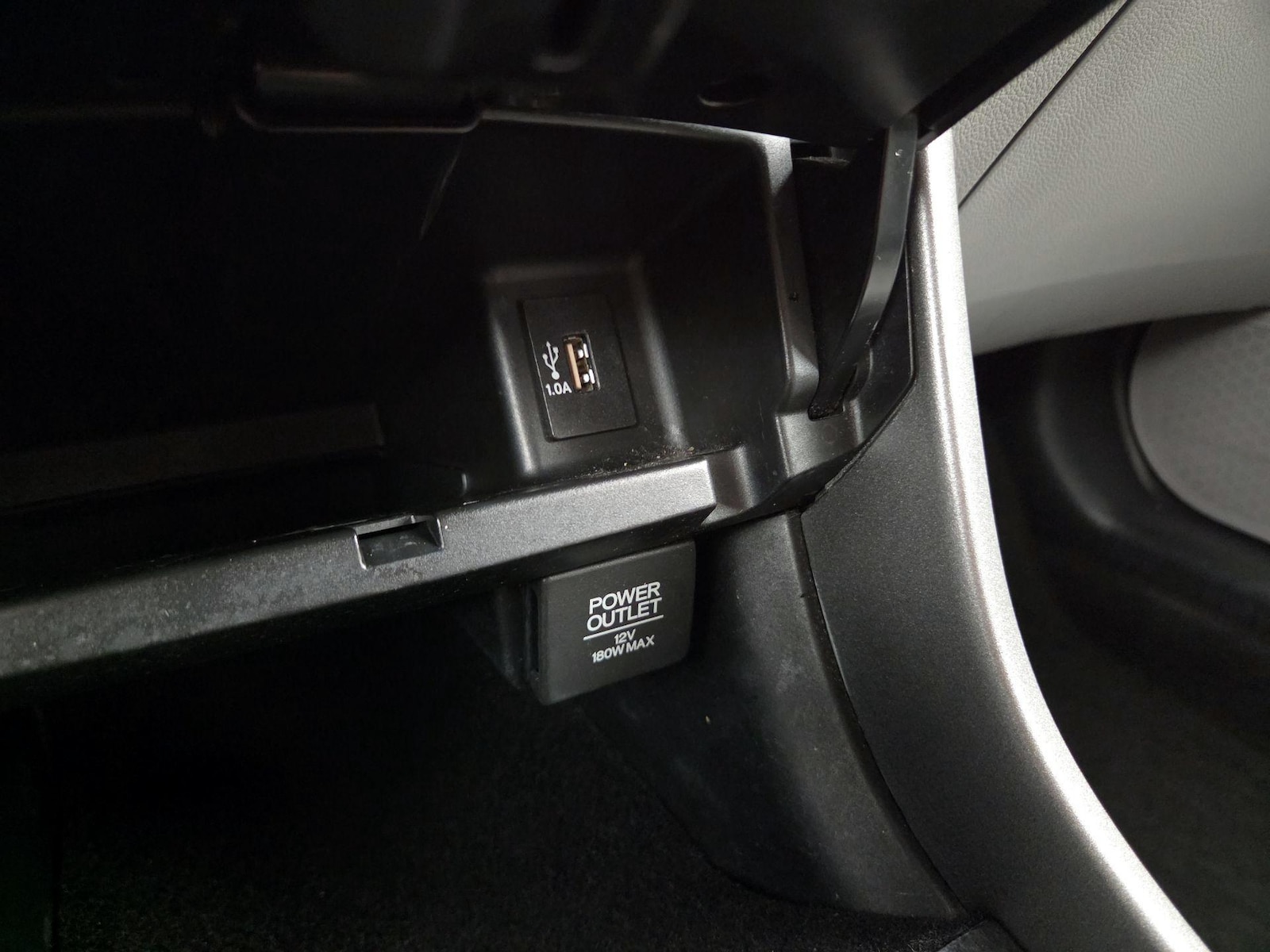 2017 Honda Accord LX - Photo 19
