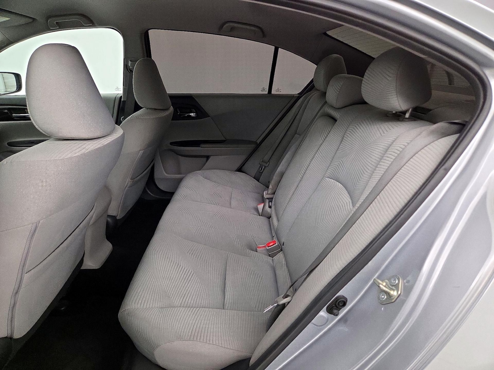 2017 Honda Accord LX - Photo 20