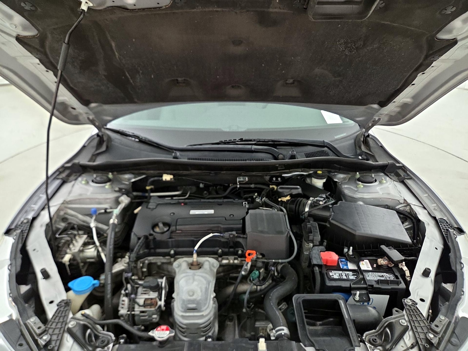 2017 Honda Accord LX - Photo 22