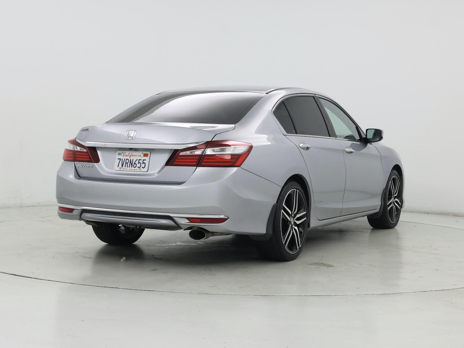 2017 Honda Accord LX - Photo 9