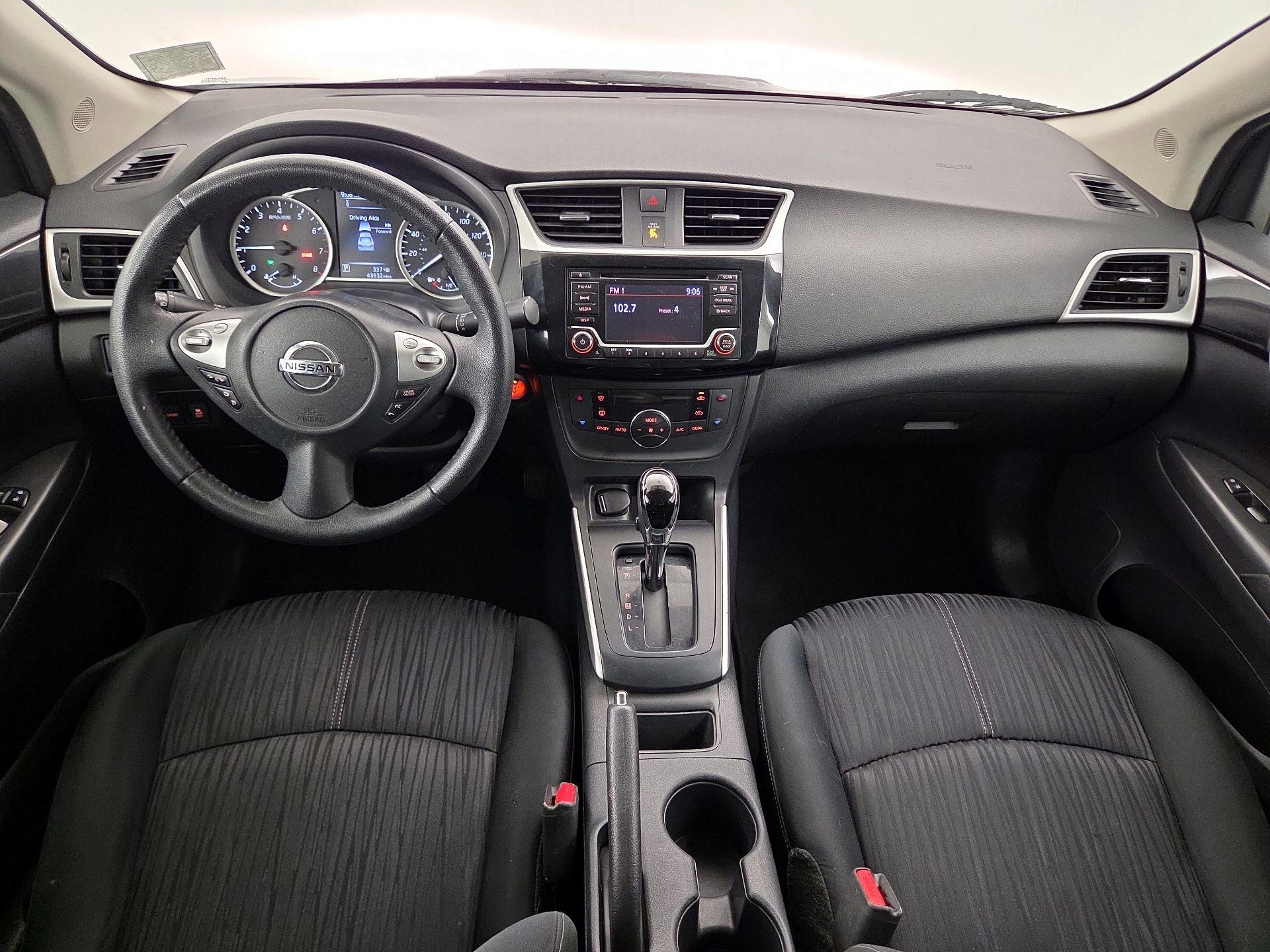 Thumbnail: 2018 Nissan Sentra - 9