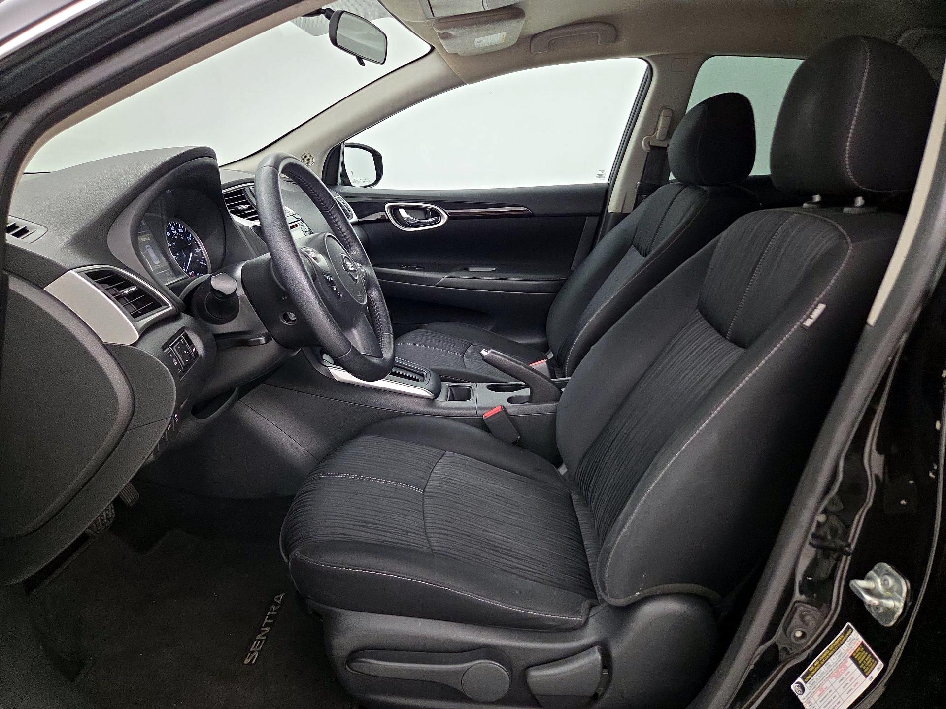 Thumbnail: 2018 Nissan Sentra - 11