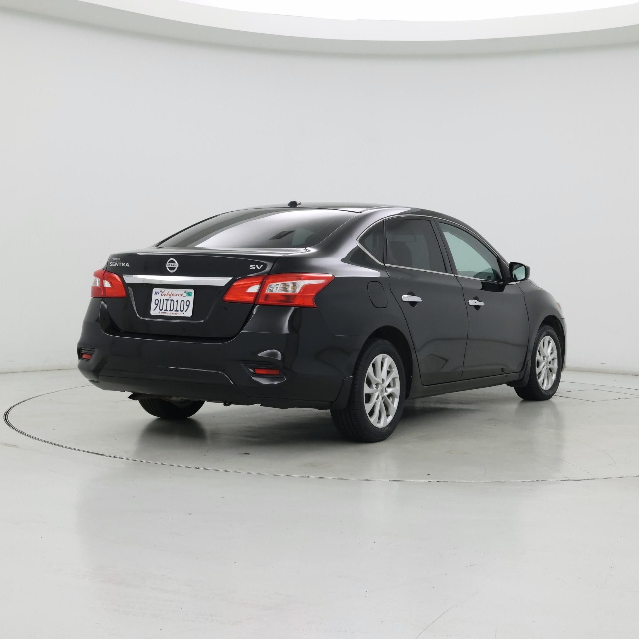 Thumbnail: 2018 Nissan Sentra - 8