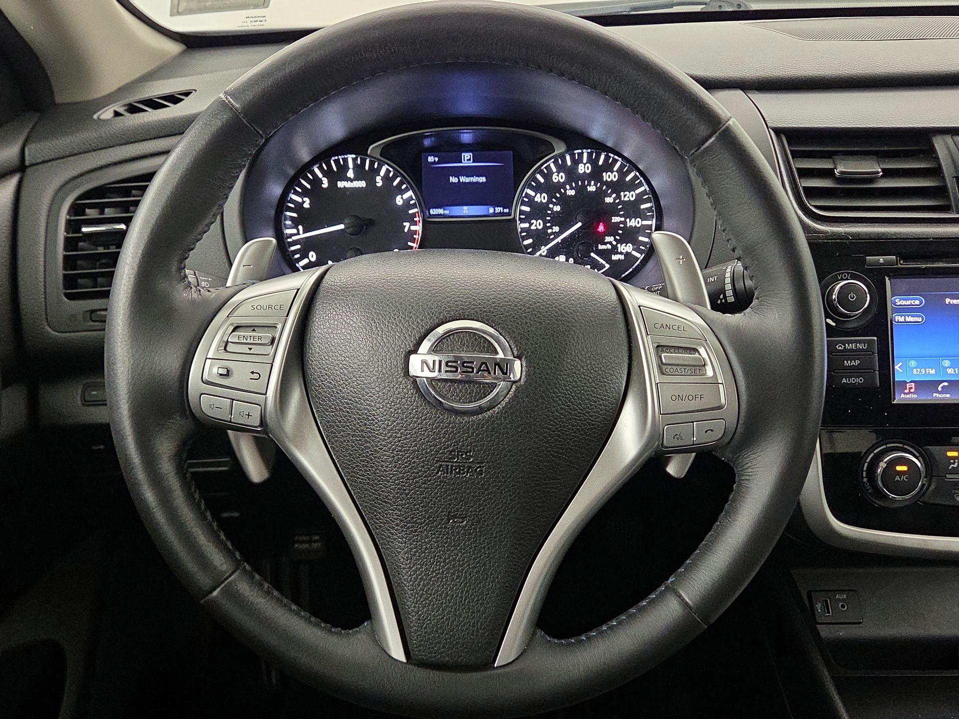 Thumbnail: 2018 Nissan Altima - 10