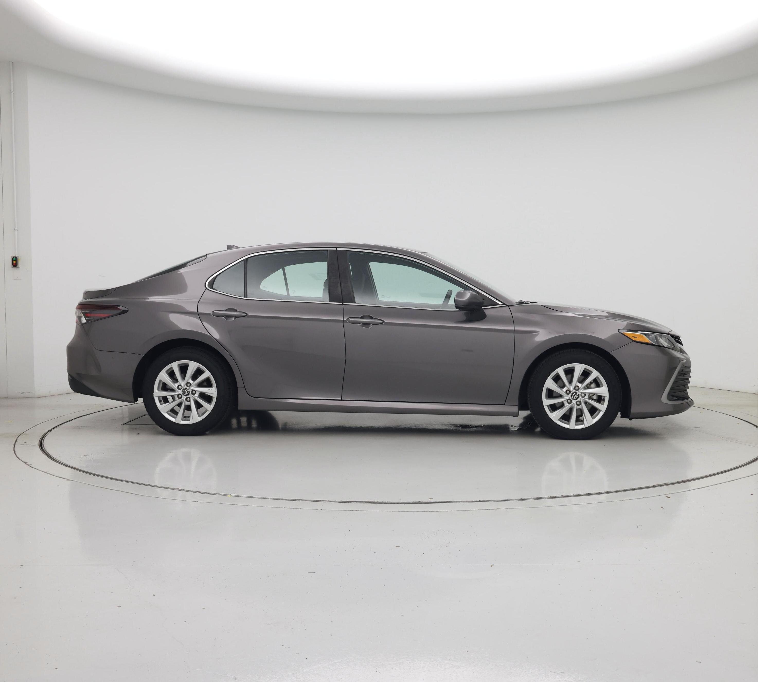Thumbnail: 2023 Toyota Camry - 7