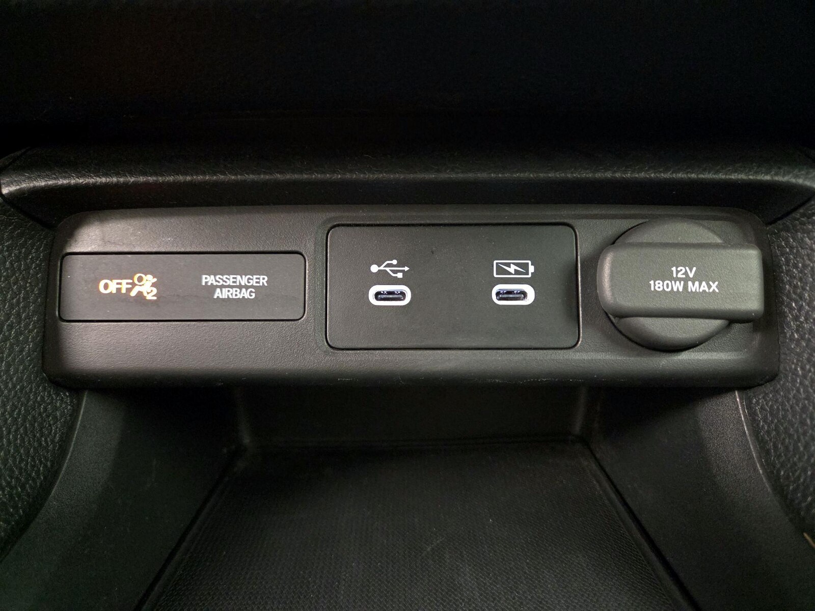 2025 Honda Civic Sport - Photo 19