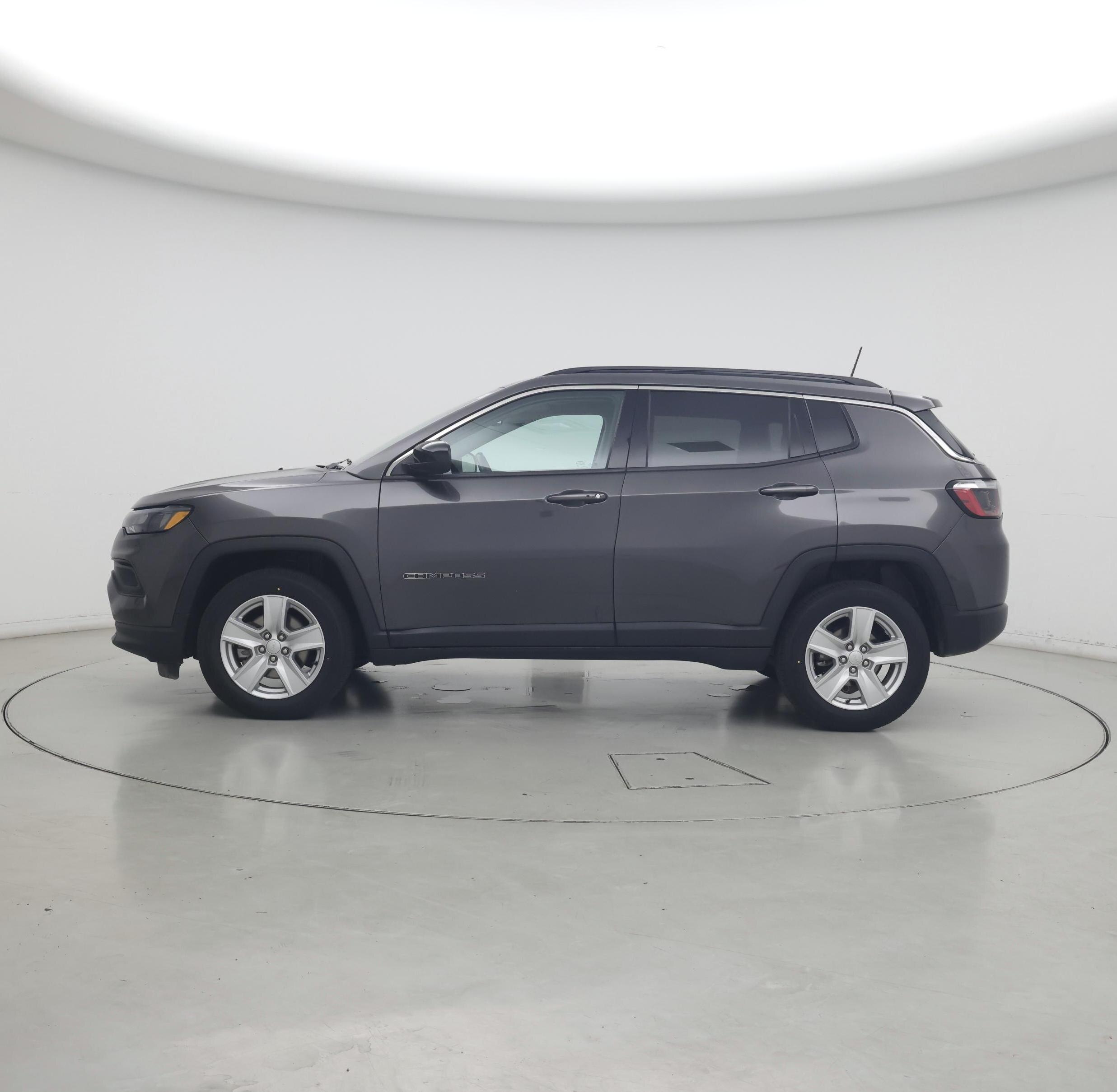 Thumbnail: 2022 Jeep Compass - 3