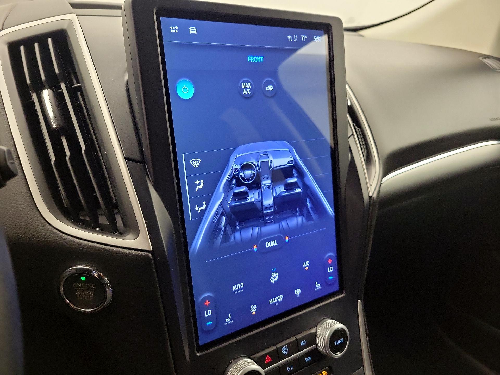 Thumbnail: 2022 Ford Edge - 16