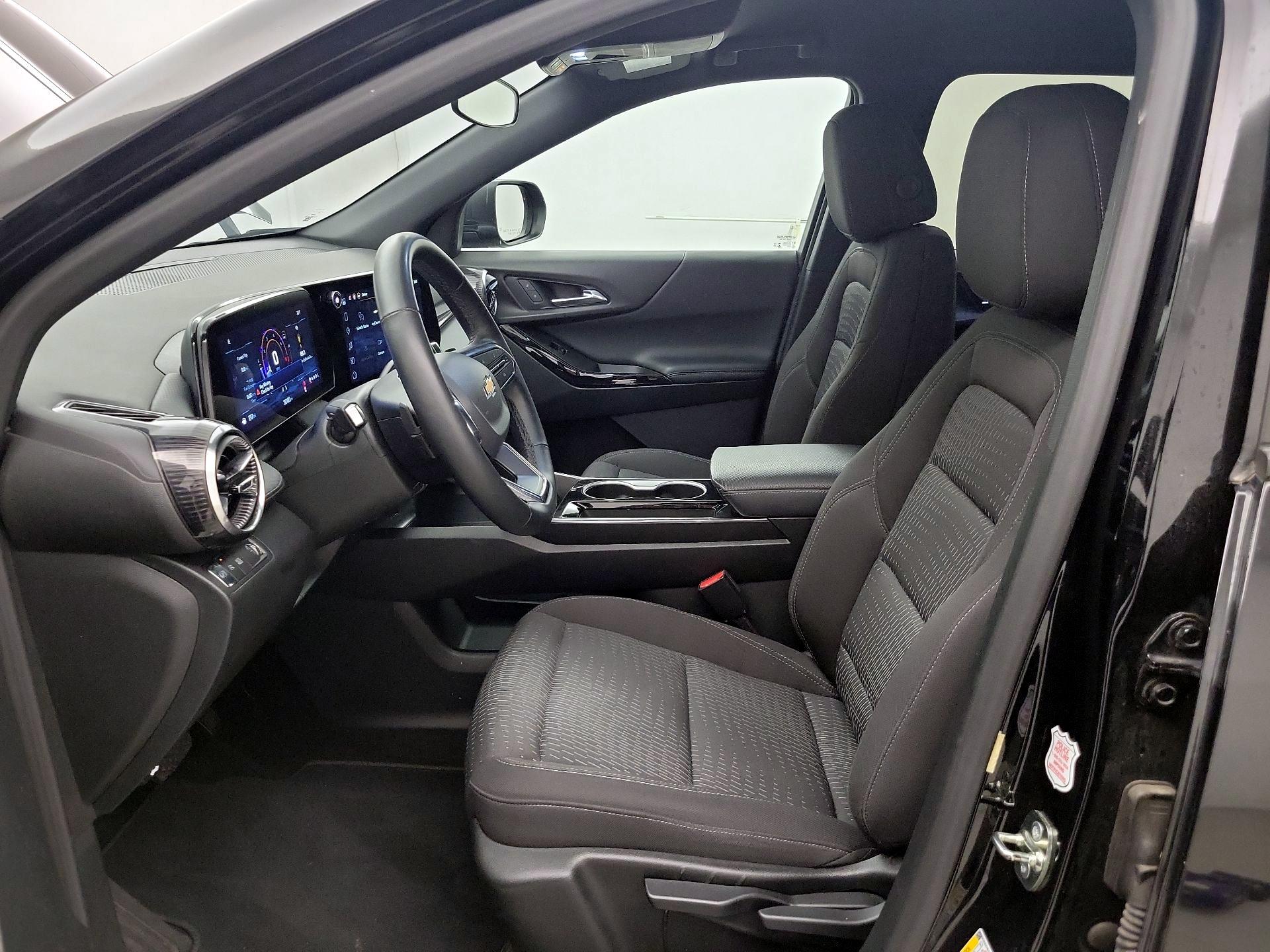 Thumbnail: 2025 Chevrolet Equinox - 11