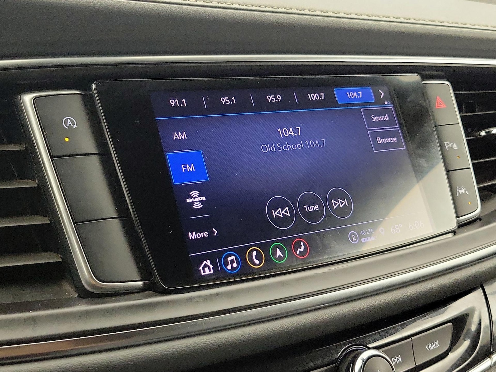 2022 Buick Enclave Premium - Photo 16