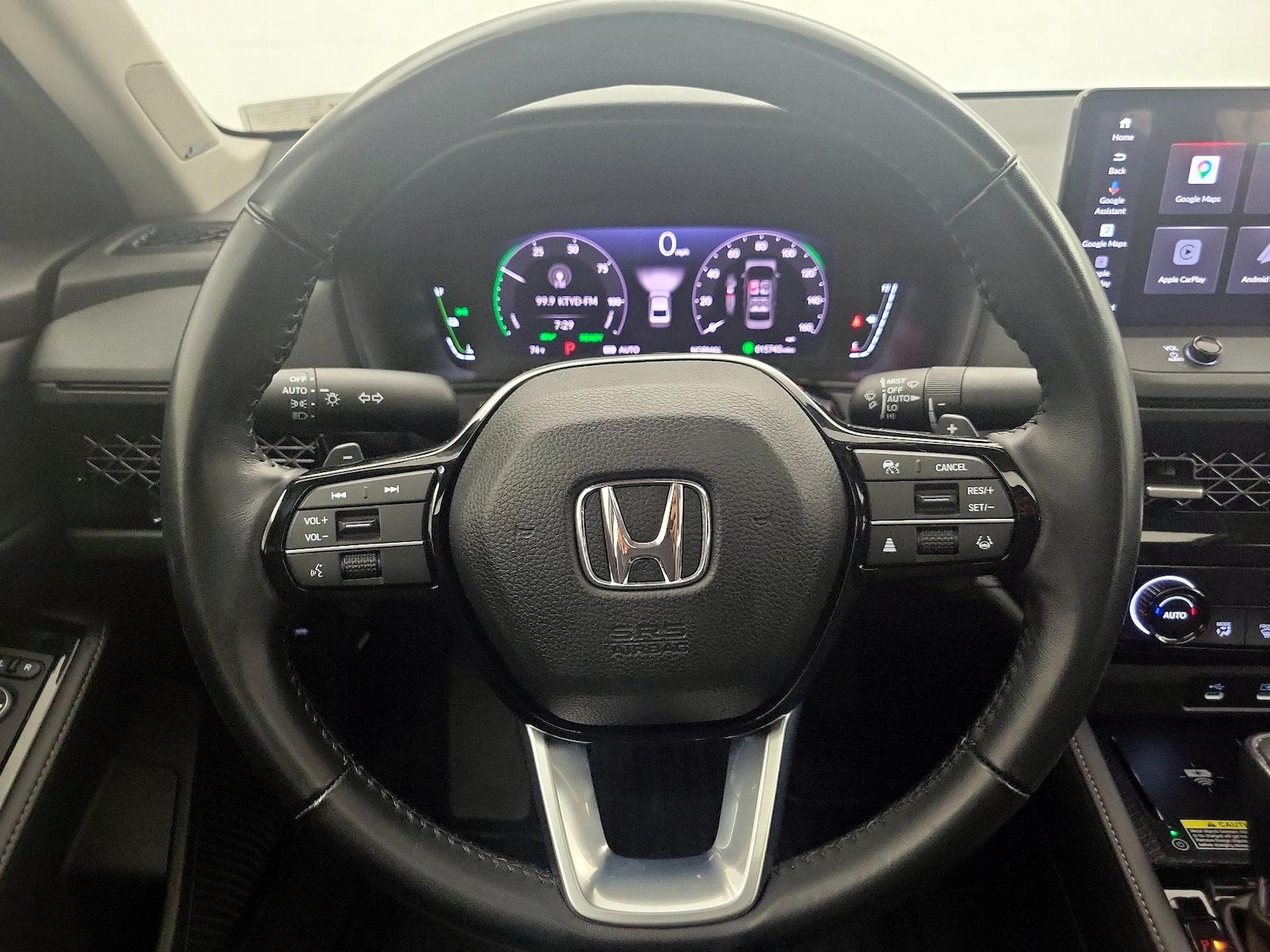 2024 Honda Accord Hybrid Touring - Photo 11