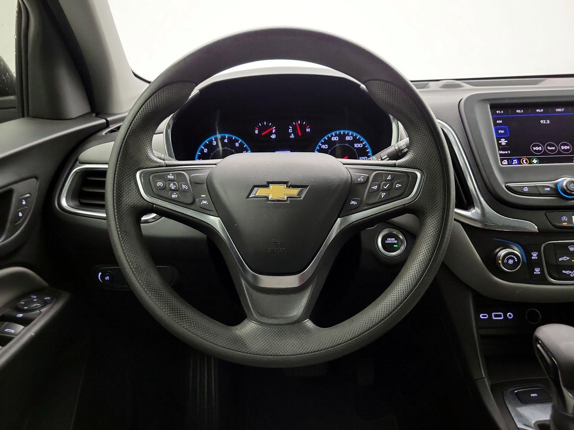 Thumbnail: 2022 Chevrolet Equinox - 10
