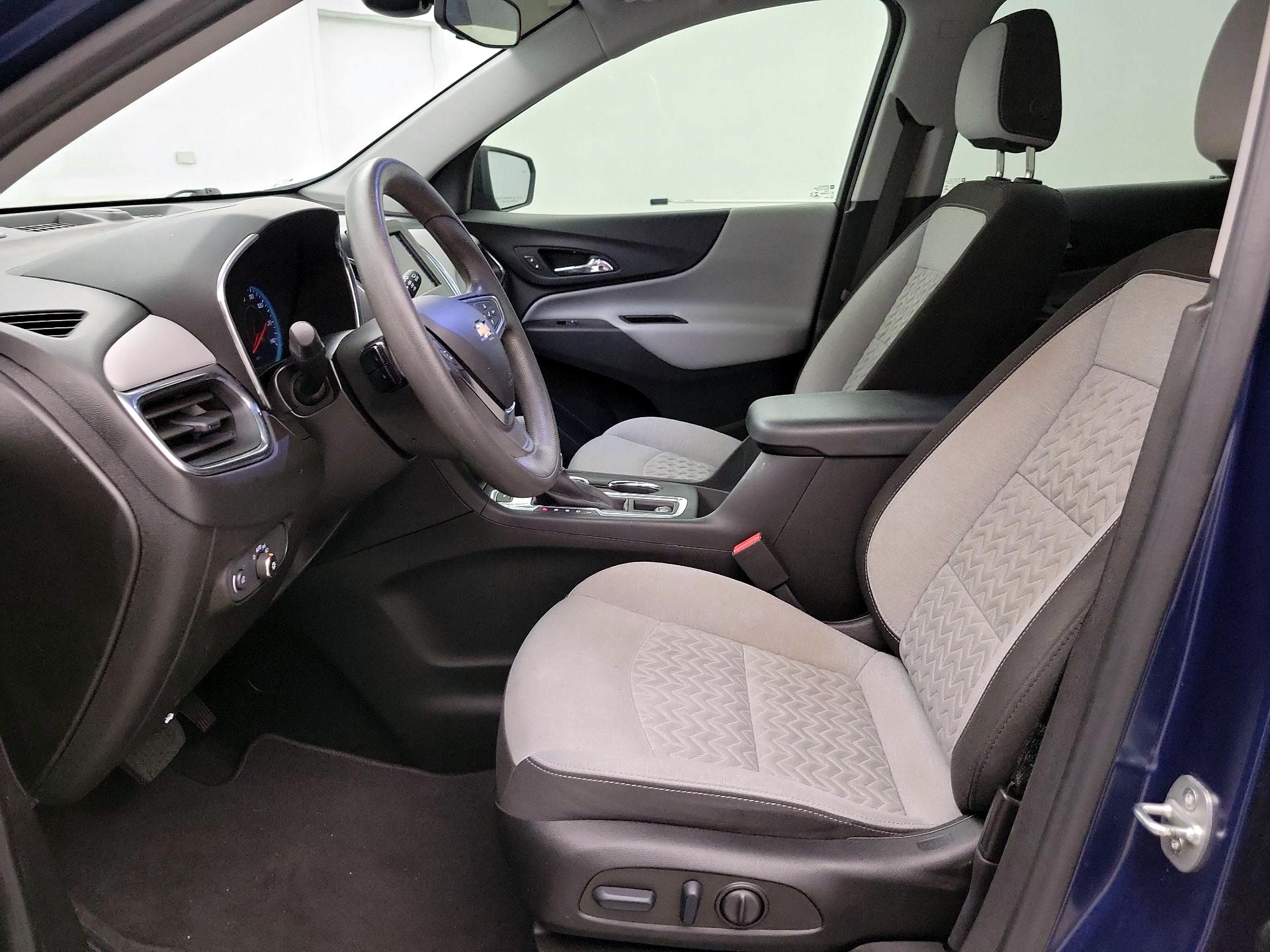 Thumbnail: 2022 Chevrolet Equinox - 11