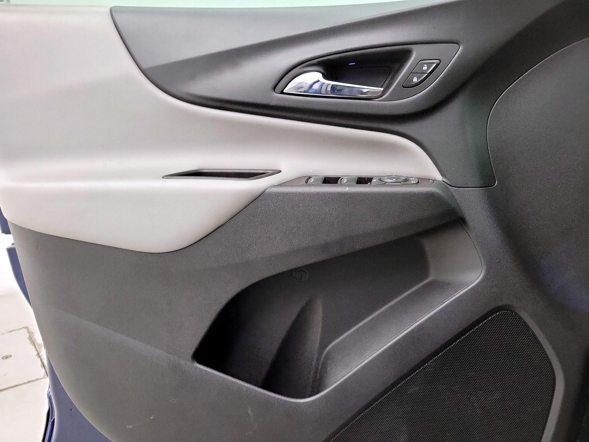 Thumbnail: 2022 Chevrolet Equinox - 12
