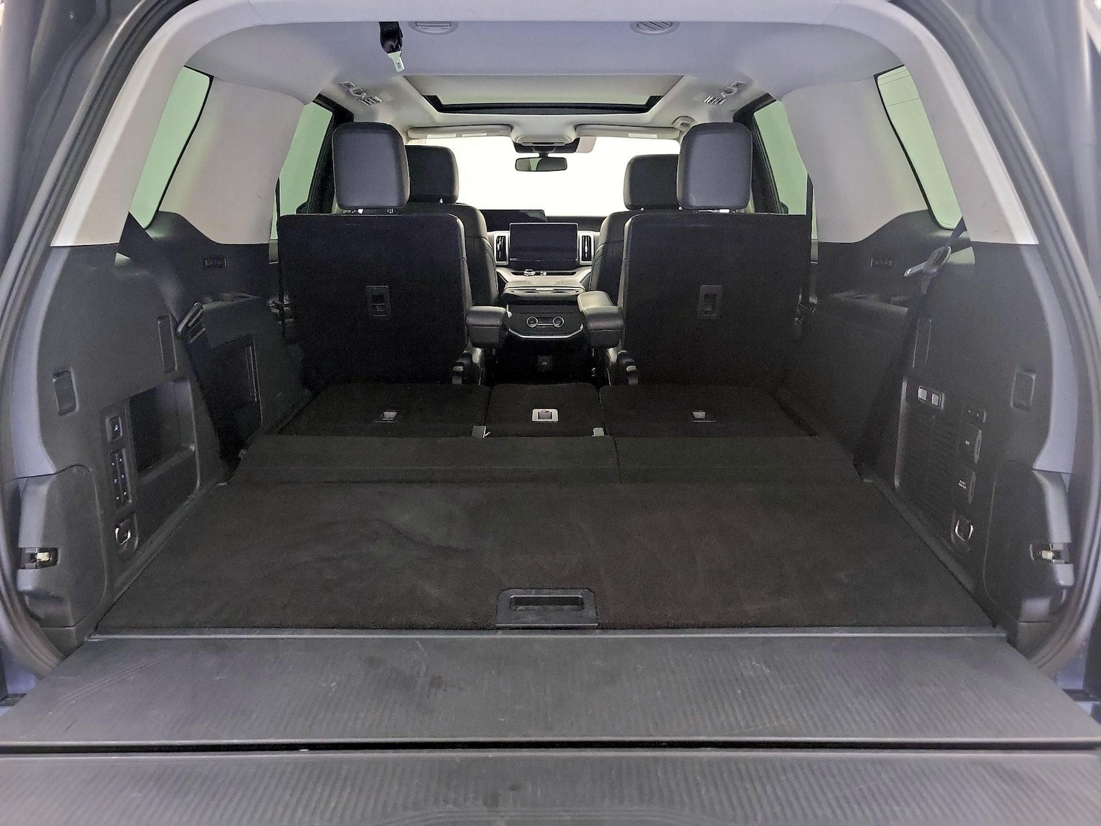 2025 Ford Expedition Active - Photo 25