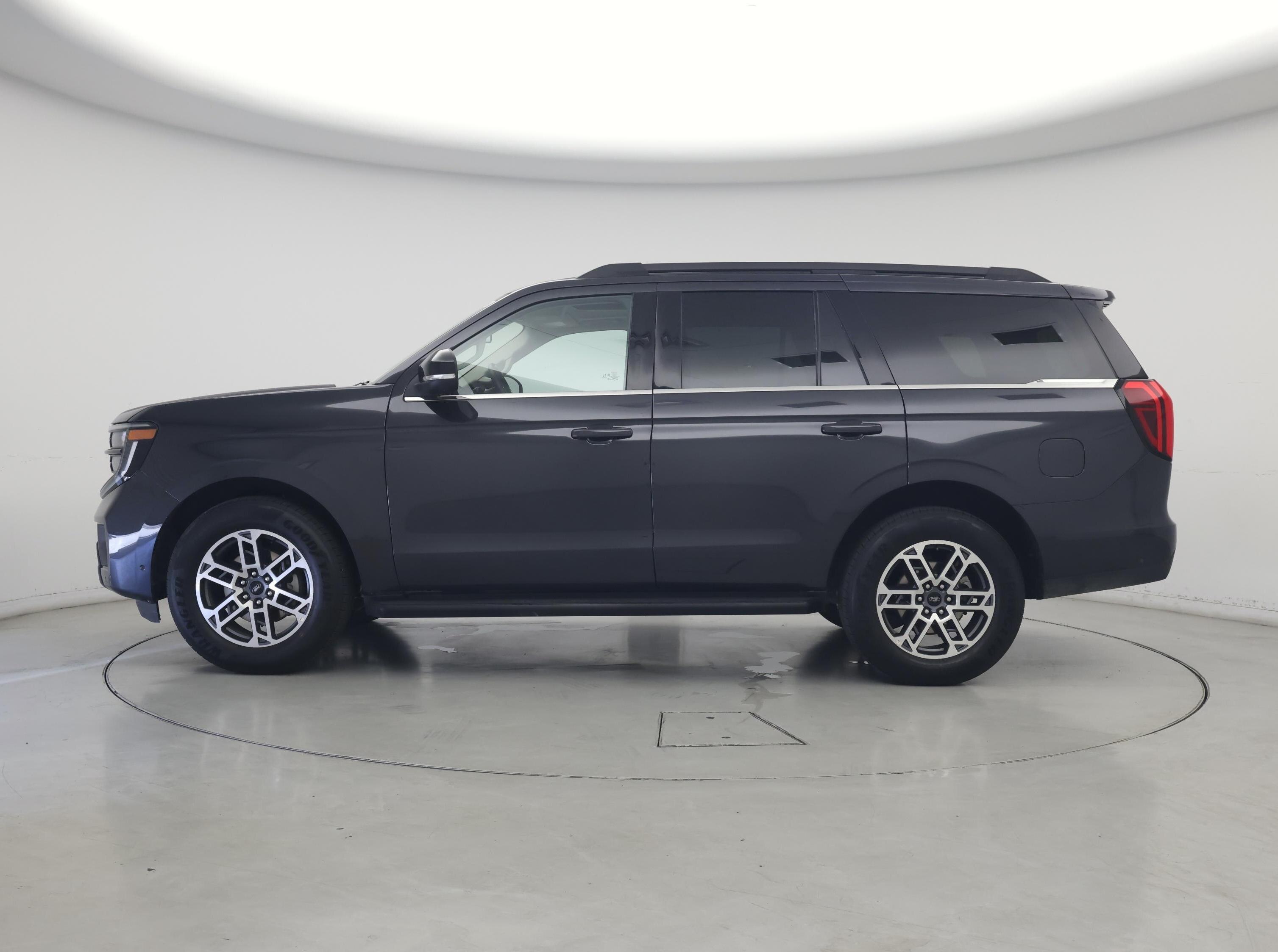 Thumbnail: 2025 Ford Expedition - 3