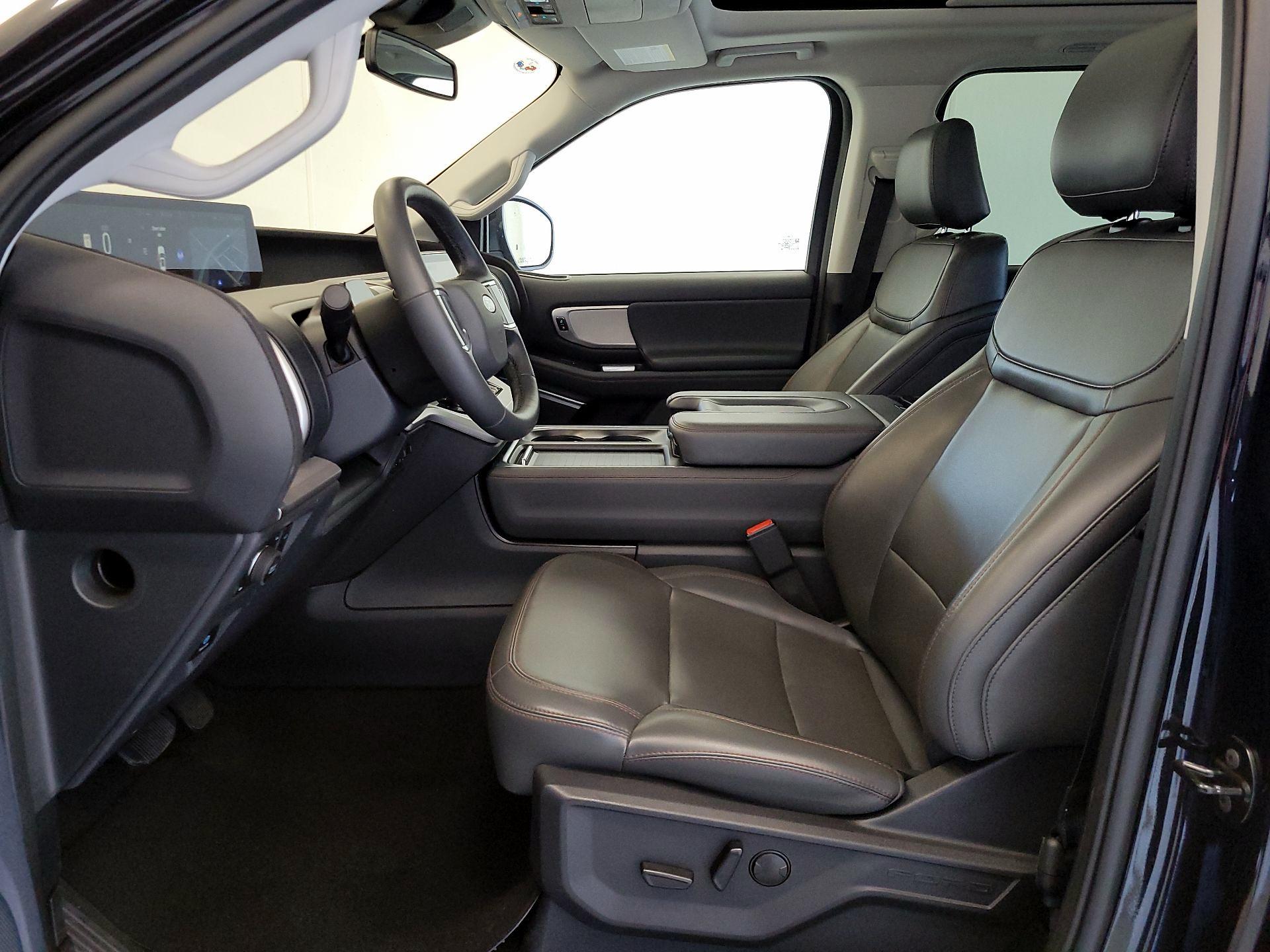 Thumbnail: 2025 Ford Expedition - 11