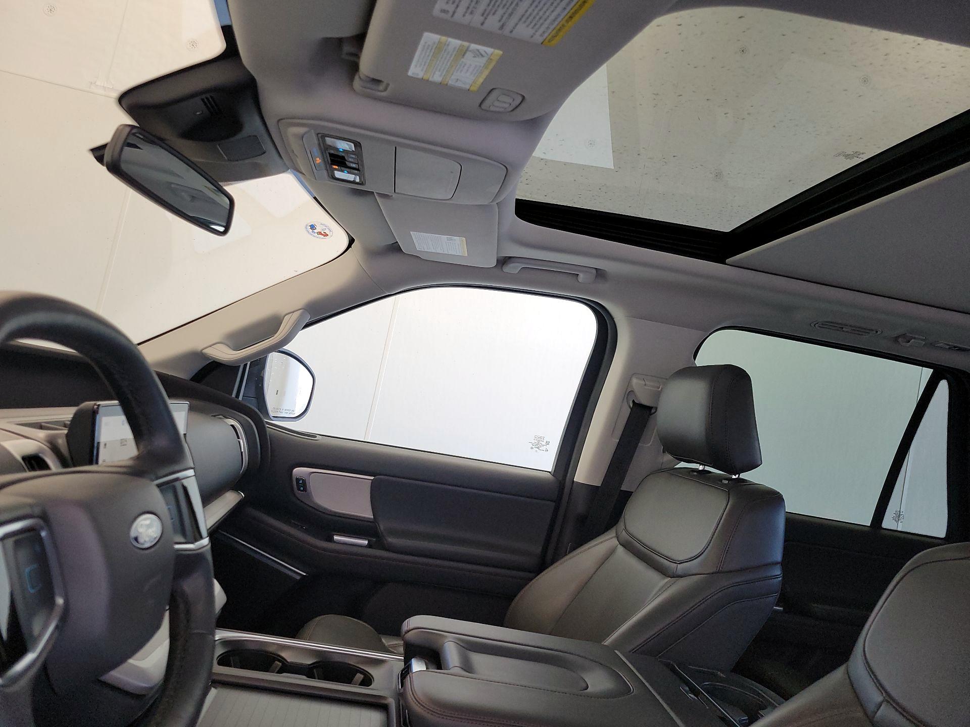 Thumbnail: 2025 Ford Expedition - 20