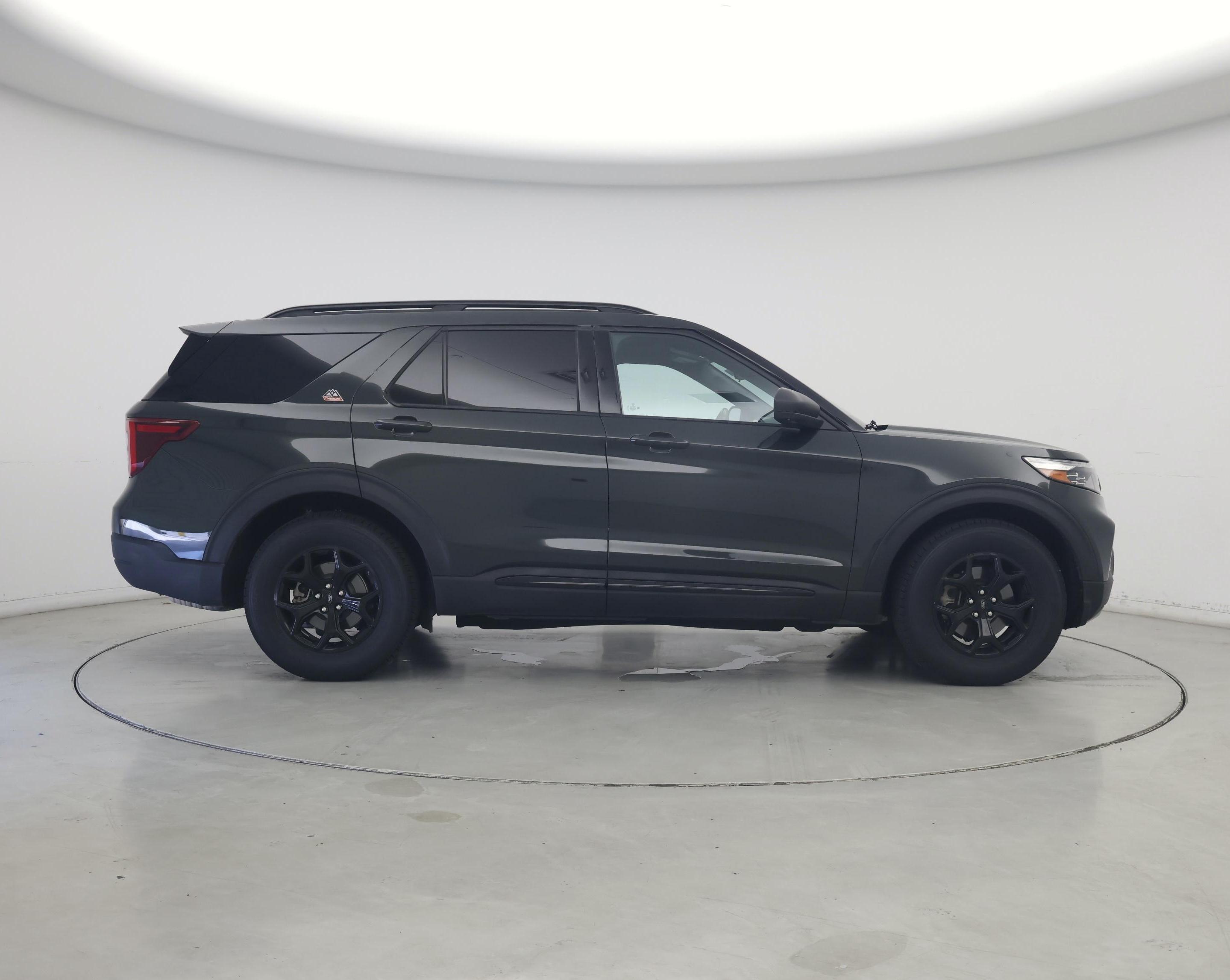 Thumbnail: 2022 Ford Explorer - 7
