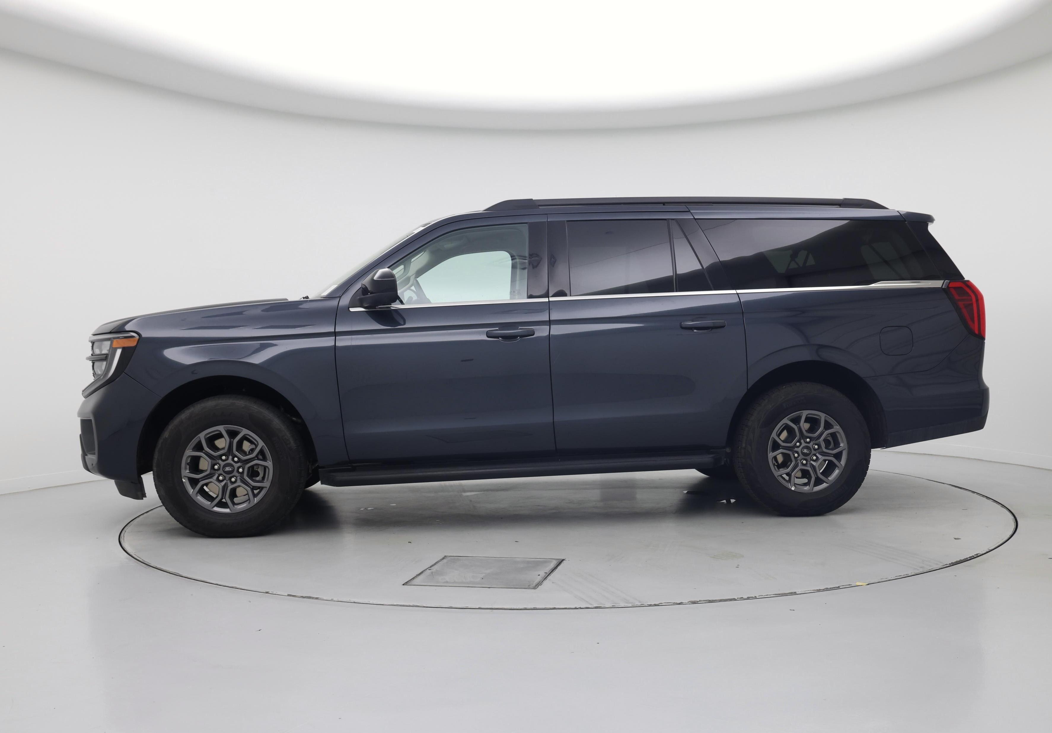 Thumbnail: 2025 Ford Expedition MAX - 3